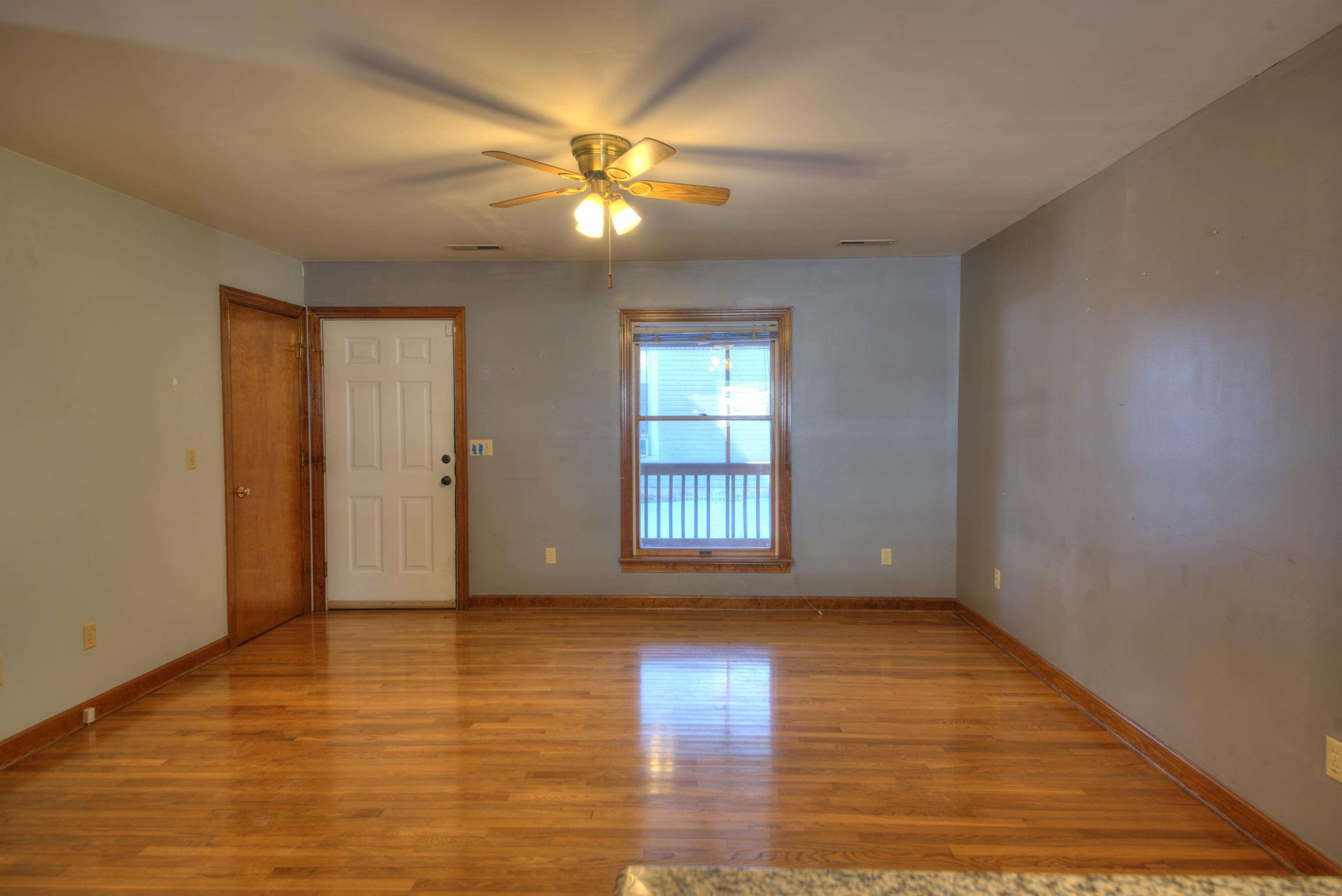 405 S LINDEN AVE, WAYNESBORO, Virginia 22980, 3 Bedrooms Bedrooms, ,2 BathroomsBathrooms,Residential,405 S LINDEN AVE,675480 MLS # 675480