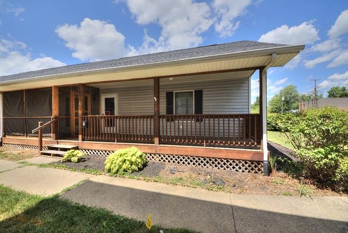 405 S LINDEN AVE, WAYNESBORO, Virginia 22980, 3 Bedrooms Bedrooms, ,2 BathroomsBathrooms,Residential,405 S LINDEN AVE,675480 MLS # 675480