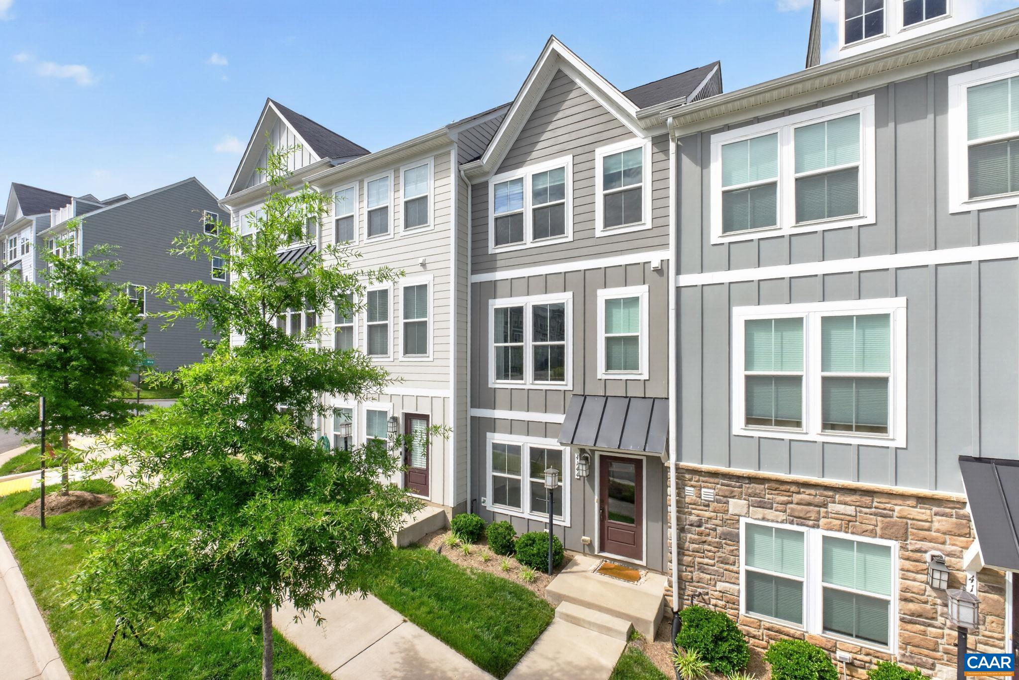 4144 DAUPHIN DR, CHARLOTTESVILLE, Virginia 22902, 2 Bedrooms Bedrooms, ,2 BathroomsBathrooms,Residential,4144 DAUPHIN DR,678113 MLS # 678113 4144 DAUPHIN DR, CHARLOTTESVILLE, Virginia 22902, 2 Bedrooms Bedrooms, ,2 BathroomsBathrooms,Residential,4144 DAUPHIN DR,678113 MLS # 678113