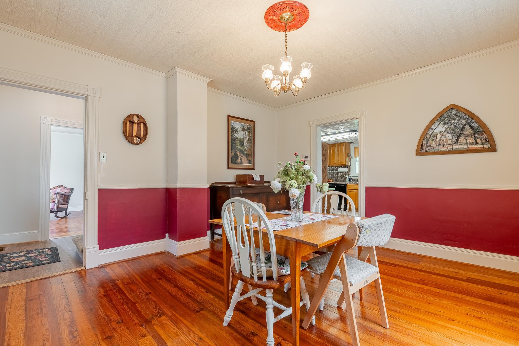 300 BROAD ST, BRIDGEWATER, Virginia 22812, 3 Bedrooms Bedrooms, ,1 BathroomBathrooms,Residential,300 BROAD ST,678121 MLS # 678121 300 BROAD ST, BRIDGEWATER, Virginia 22812, 3 Bedrooms Bedrooms, ,1 BathroomBathrooms,Residential,300 BROAD ST,678121 MLS # 678121
