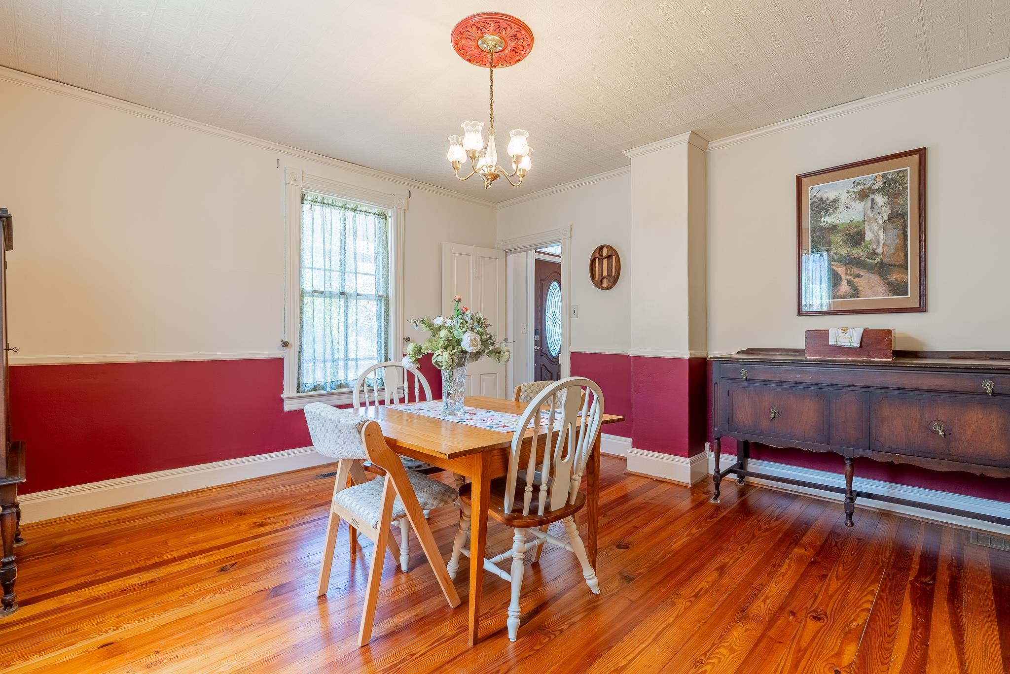 300 BROAD ST, BRIDGEWATER, Virginia 22812, 3 Bedrooms Bedrooms, ,1 BathroomBathrooms,Residential,300 BROAD ST,678121 MLS # 678121 300 BROAD ST, BRIDGEWATER, Virginia 22812, 3 Bedrooms Bedrooms, ,1 BathroomBathrooms,Residential,300 BROAD ST,678121 MLS # 678121
