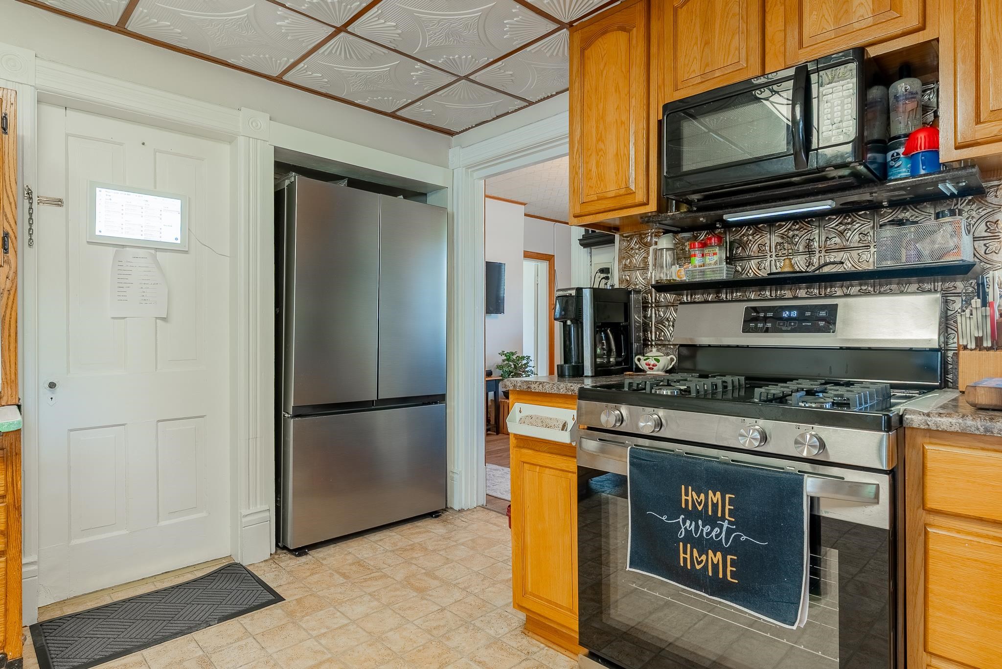 300 BROAD ST, BRIDGEWATER, Virginia 22812, 3 Bedrooms Bedrooms, ,1 BathroomBathrooms,Residential,300 BROAD ST,678121 MLS # 678121 300 BROAD ST, BRIDGEWATER, Virginia 22812, 3 Bedrooms Bedrooms, ,1 BathroomBathrooms,Residential,300 BROAD ST,678121 MLS # 678121