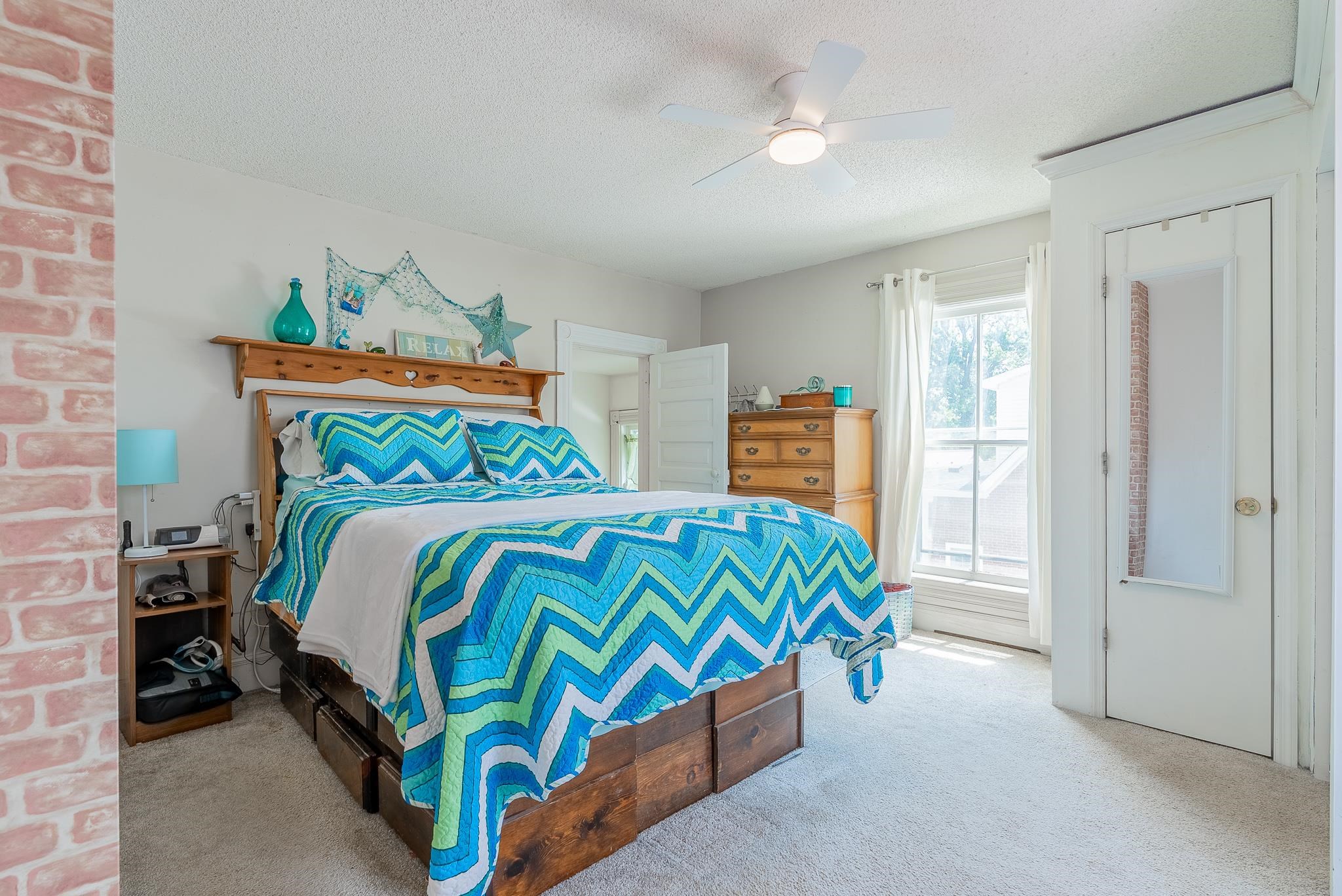 300 BROAD ST, BRIDGEWATER, Virginia 22812, 3 Bedrooms Bedrooms, ,1 BathroomBathrooms,Residential,300 BROAD ST,678121 MLS # 678121 300 BROAD ST, BRIDGEWATER, Virginia 22812, 3 Bedrooms Bedrooms, ,1 BathroomBathrooms,Residential,300 BROAD ST,678121 MLS # 678121