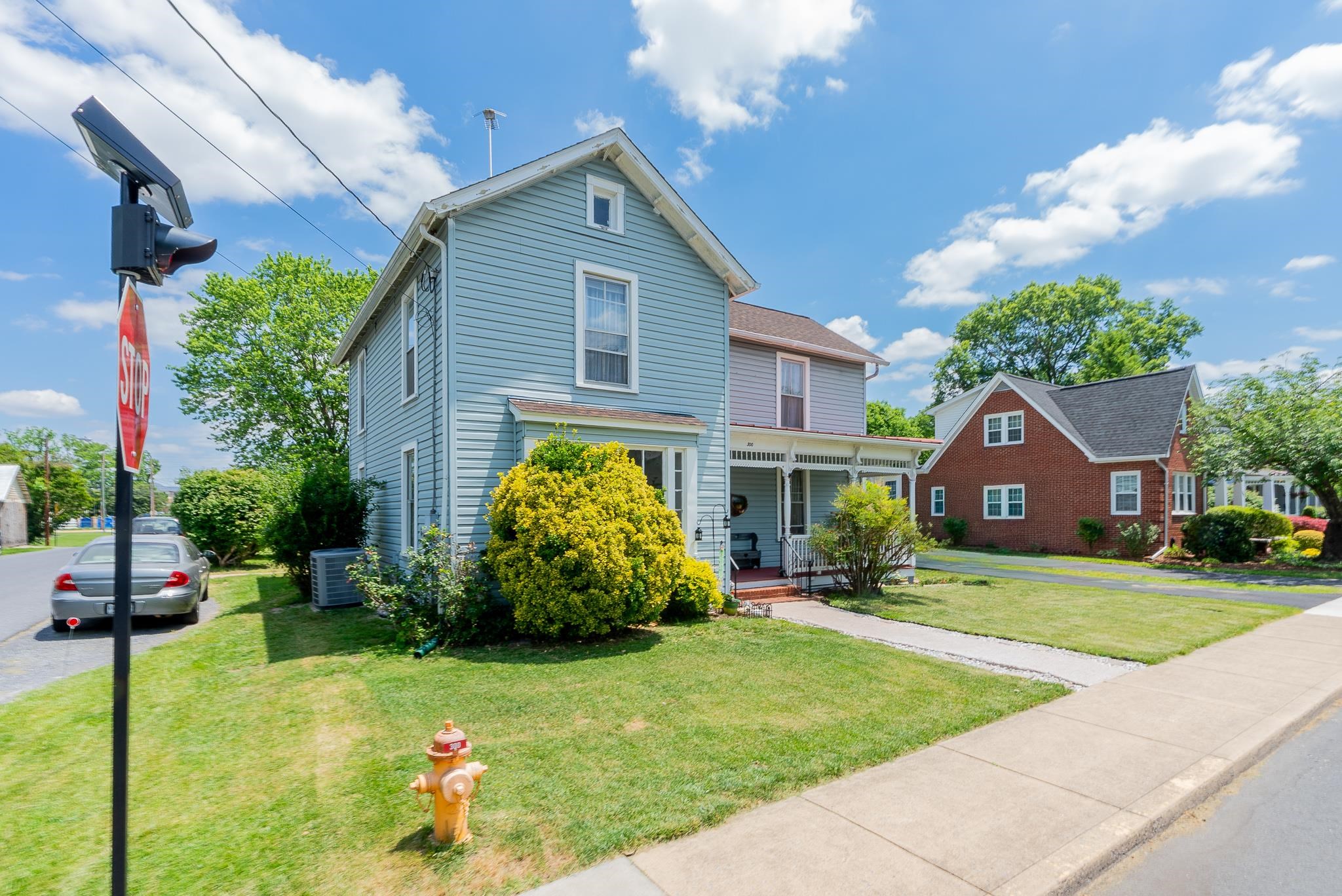 300 BROAD ST, BRIDGEWATER, Virginia 22812, 3 Bedrooms Bedrooms, ,1 BathroomBathrooms,Residential,300 BROAD ST,678121 MLS # 678121 300 BROAD ST, BRIDGEWATER, Virginia 22812, 3 Bedrooms Bedrooms, ,1 BathroomBathrooms,Residential,300 BROAD ST,678121 MLS # 678121