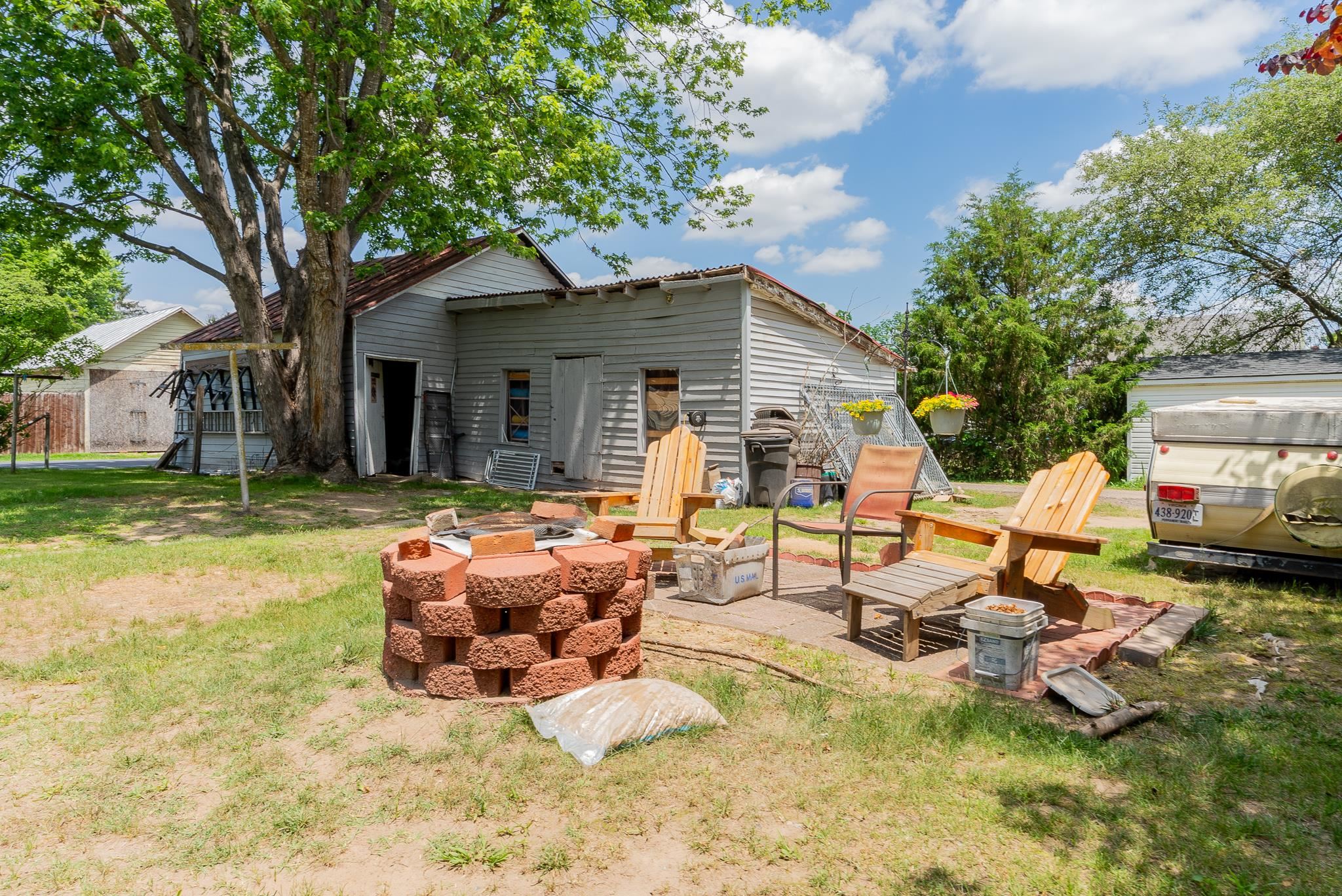300 BROAD ST, BRIDGEWATER, Virginia 22812, 3 Bedrooms Bedrooms, ,1 BathroomBathrooms,Residential,300 BROAD ST,678121 MLS # 678121 300 BROAD ST, BRIDGEWATER, Virginia 22812, 3 Bedrooms Bedrooms, ,1 BathroomBathrooms,Residential,300 BROAD ST,678121 MLS # 678121