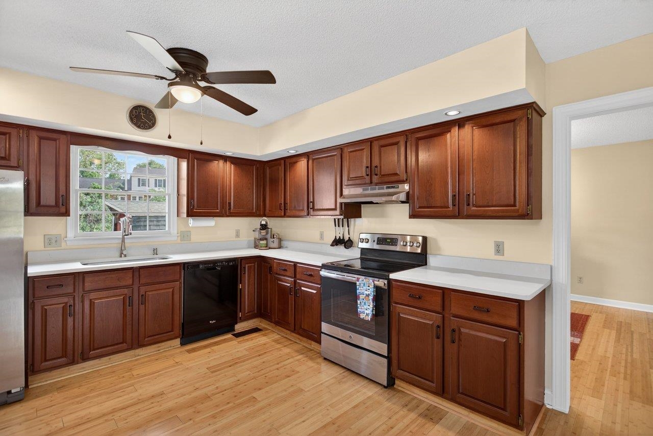 3235 PIN OAK DR, ROCKINGHAM, Virginia 22801, 3 Bedrooms Bedrooms, ,2 BathroomsBathrooms,Residential,3235 PIN OAK DR,678175 MLS # 678175 3235 PIN OAK DR, ROCKINGHAM, Virginia 22801, 3 Bedrooms Bedrooms, ,2 BathroomsBathrooms,Residential,3235 PIN OAK DR,678175 MLS # 678175