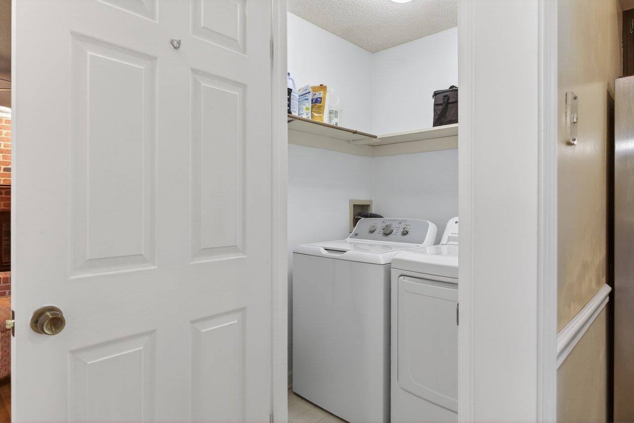 3235 PIN OAK DR, ROCKINGHAM, Virginia 22801, 3 Bedrooms Bedrooms, ,2 BathroomsBathrooms,Residential,3235 PIN OAK DR,678175 MLS # 678175 3235 PIN OAK DR, ROCKINGHAM, Virginia 22801, 3 Bedrooms Bedrooms, ,2 BathroomsBathrooms,Residential,3235 PIN OAK DR,678175 MLS # 678175