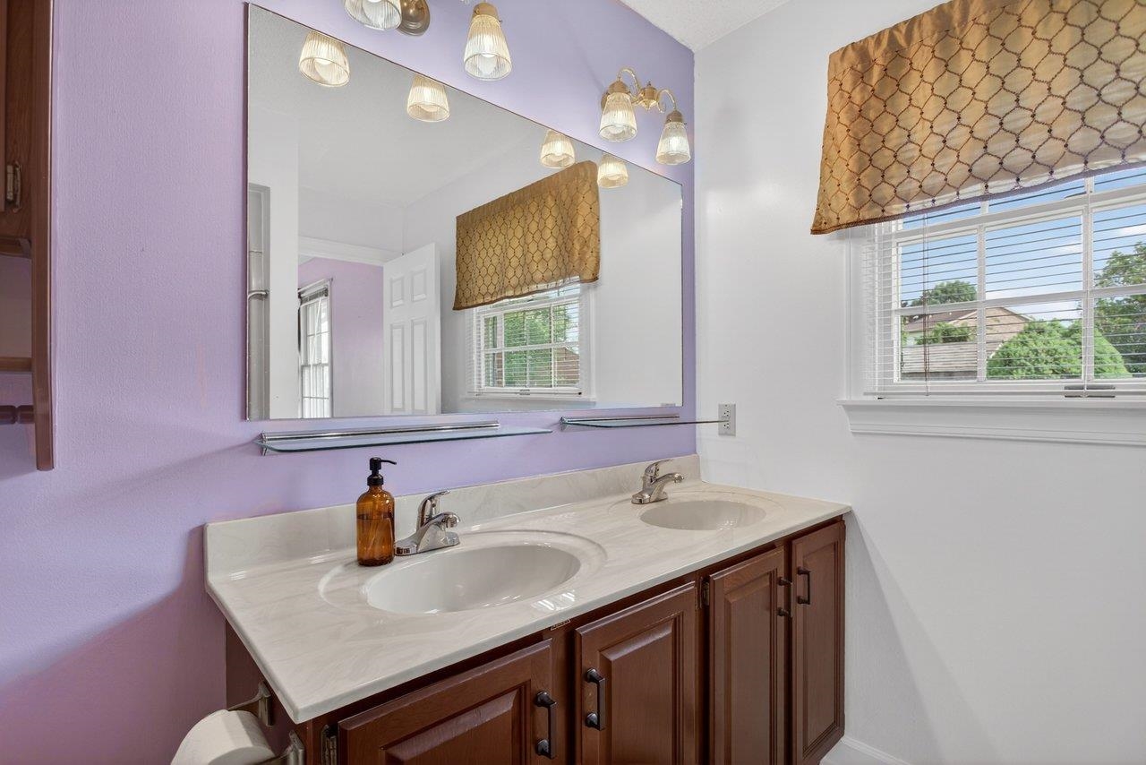 3235 PIN OAK DR, ROCKINGHAM, Virginia 22801, 3 Bedrooms Bedrooms, ,2 BathroomsBathrooms,Residential,3235 PIN OAK DR,678175 MLS # 678175 3235 PIN OAK DR, ROCKINGHAM, Virginia 22801, 3 Bedrooms Bedrooms, ,2 BathroomsBathrooms,Residential,3235 PIN OAK DR,678175 MLS # 678175