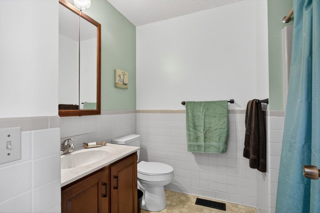 3235 PIN OAK DR, ROCKINGHAM, Virginia 22801, 3 Bedrooms Bedrooms, ,2 BathroomsBathrooms,Residential,3235 PIN OAK DR,678175 MLS # 678175 3235 PIN OAK DR, ROCKINGHAM, Virginia 22801, 3 Bedrooms Bedrooms, ,2 BathroomsBathrooms,Residential,3235 PIN OAK DR,678175 MLS # 678175