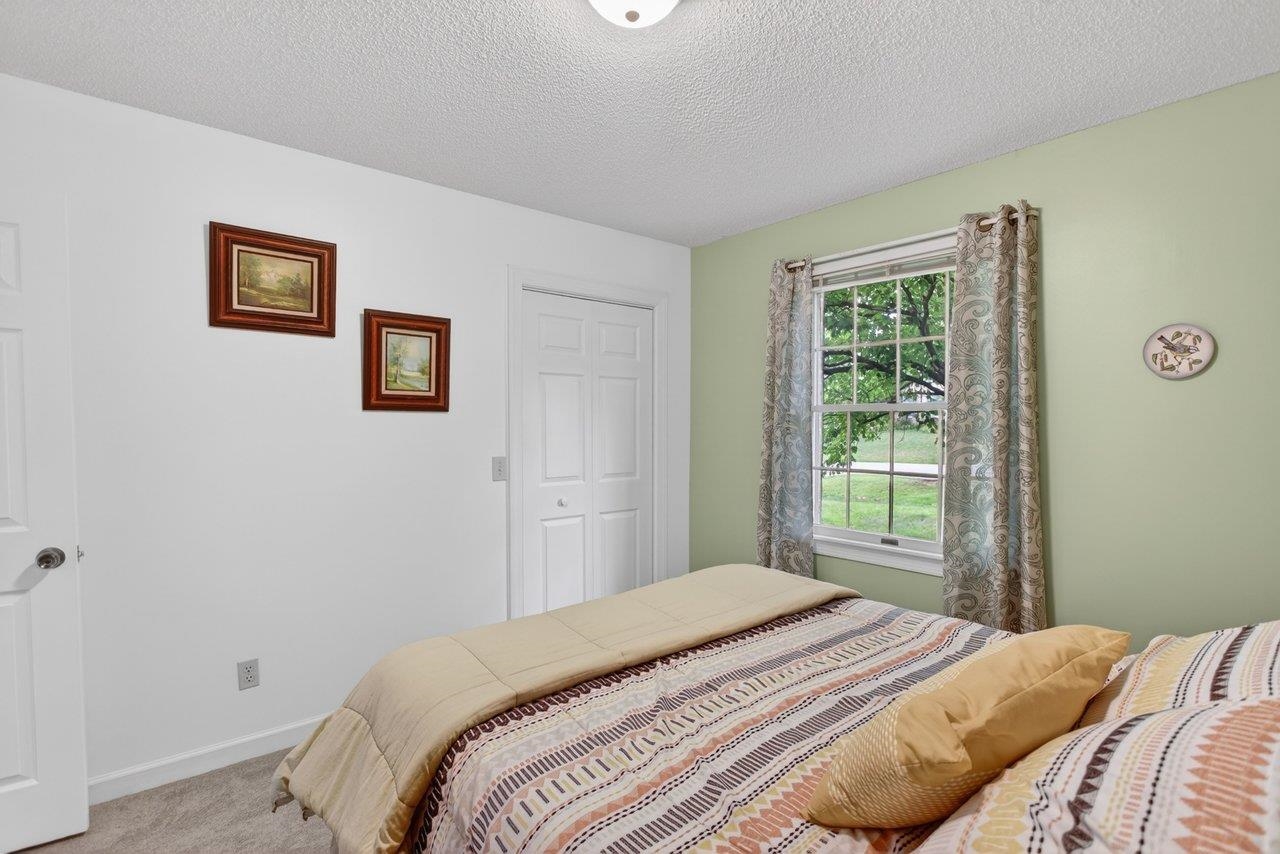 3235 PIN OAK DR, ROCKINGHAM, Virginia 22801, 3 Bedrooms Bedrooms, ,2 BathroomsBathrooms,Residential,3235 PIN OAK DR,678175 MLS # 678175 3235 PIN OAK DR, ROCKINGHAM, Virginia 22801, 3 Bedrooms Bedrooms, ,2 BathroomsBathrooms,Residential,3235 PIN OAK DR,678175 MLS # 678175
