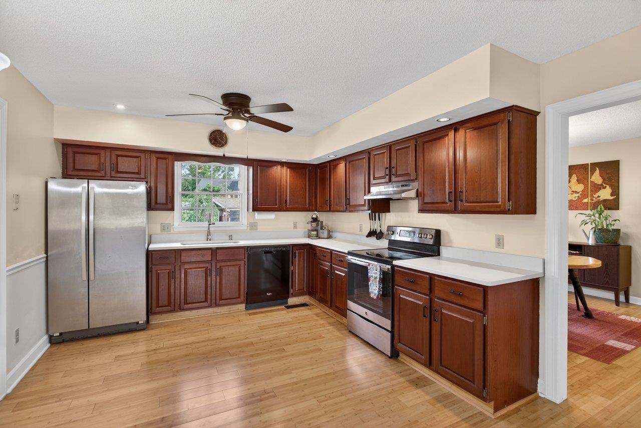3235 PIN OAK DR, ROCKINGHAM, Virginia 22801, 3 Bedrooms Bedrooms, ,2 BathroomsBathrooms,Residential,3235 PIN OAK DR,678175 MLS # 678175 3235 PIN OAK DR, ROCKINGHAM, Virginia 22801, 3 Bedrooms Bedrooms, ,2 BathroomsBathrooms,Residential,3235 PIN OAK DR,678175 MLS # 678175