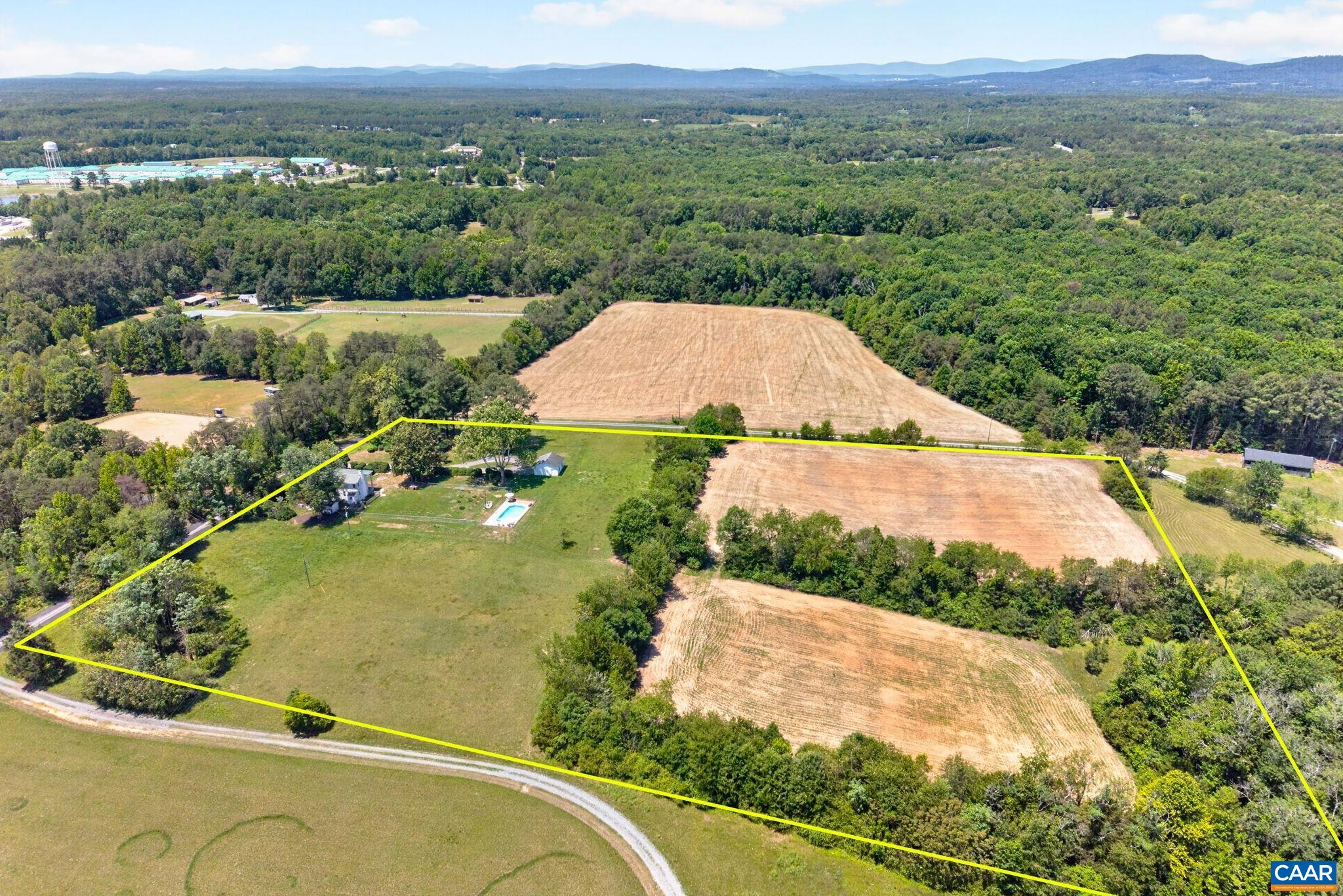 2840 ZION RD, TROY, Virginia 22947, 3 Bedrooms Bedrooms, ,1 BathroomBathrooms,Residential,Three Chopted Acres,2840 ZION RD,678199 MLS # 678199 2840 ZION RD, TROY, Virginia 22947, 3 Bedrooms Bedrooms, ,1 BathroomBathrooms,Residential,Three Chopted Acres,2840 ZION RD,678199 MLS # 678199