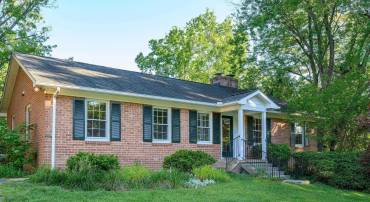 112 BOLLINGBROOK DR, CHARLOTTESVILLE, Virginia 22911, 4 Bedrooms Bedrooms, ,2 BathroomsBathrooms,Residential,112 BOLLINGBROOK DR,678246 MLS # 678246