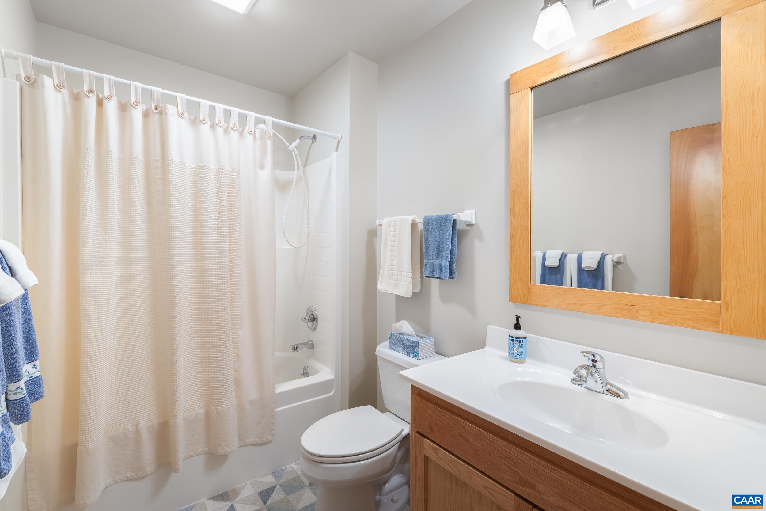 4345 BURNLEY STATION RD, BARBOURSVILLE, Virginia 22923, 3 Bedrooms Bedrooms, ,2 BathroomsBathrooms,Residential,Oakfield,4345 BURNLEY STATION RD,678249 MLS # 678249 4345 BURNLEY STATION RD, BARBOURSVILLE, Virginia 22923, 3 Bedrooms Bedrooms, ,2 BathroomsBathrooms,Residential,Oakfield,4345 BURNLEY STATION RD,678249 MLS # 678249