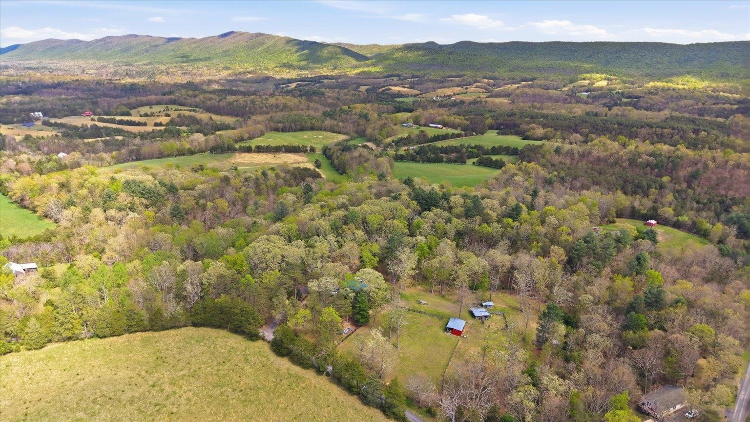 482 BOYER RD, FORT VALLEY, Virginia 22652, 3 Bedrooms Bedrooms, ,3 BathroomsBathrooms,Residential,482 BOYER RD,678303 MLS # 678303 482 BOYER RD, FORT VALLEY, Virginia 22652, 3 Bedrooms Bedrooms, ,3 BathroomsBathrooms,Residential,482 BOYER RD,678303 MLS # 678303