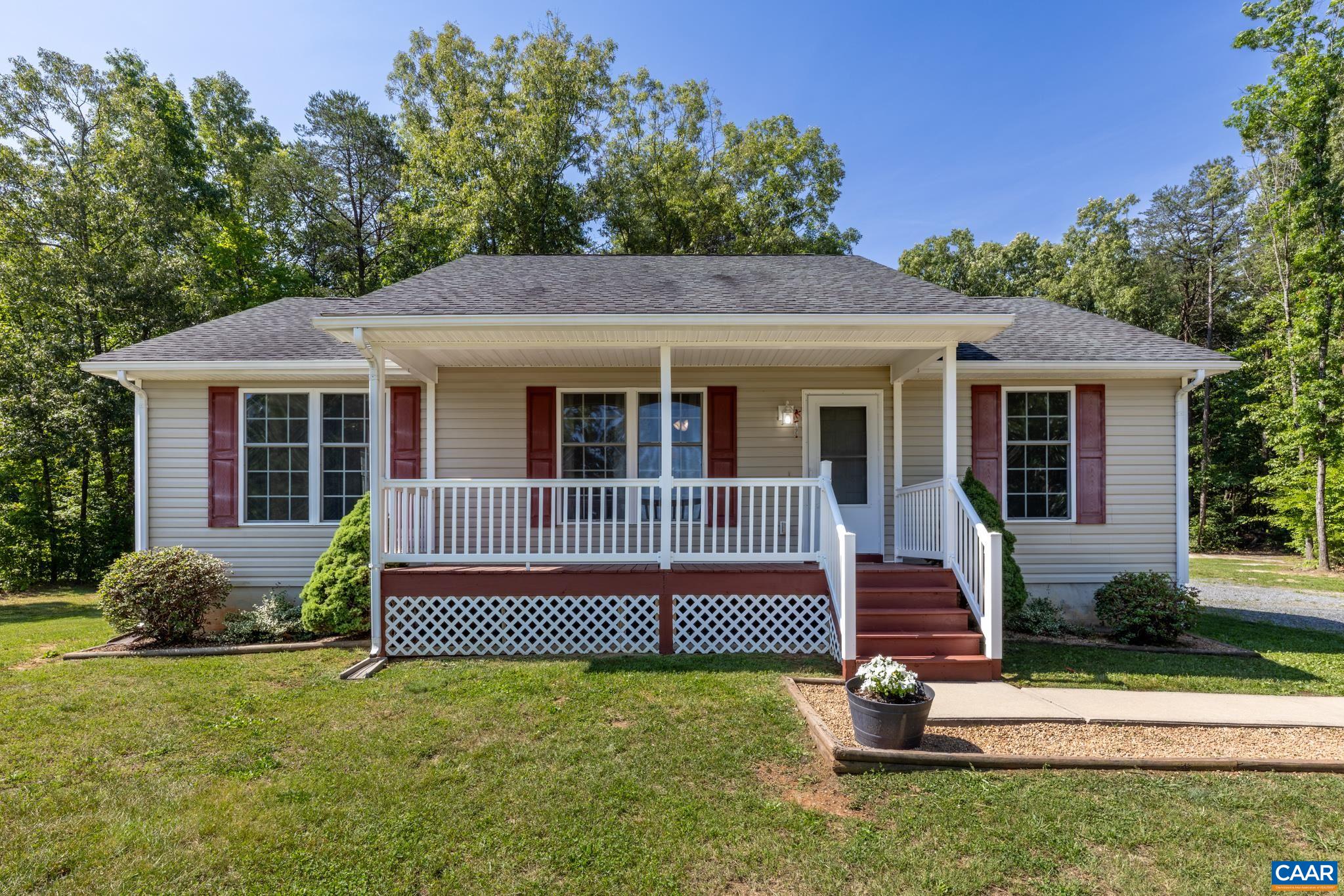 115 WINDSOR PL, BUCKINGHAM, Virginia 23921, 3 Bedrooms Bedrooms, ,2 BathroomsBathrooms,Residential,115 WINDSOR PL,678315 MLS # 678315
