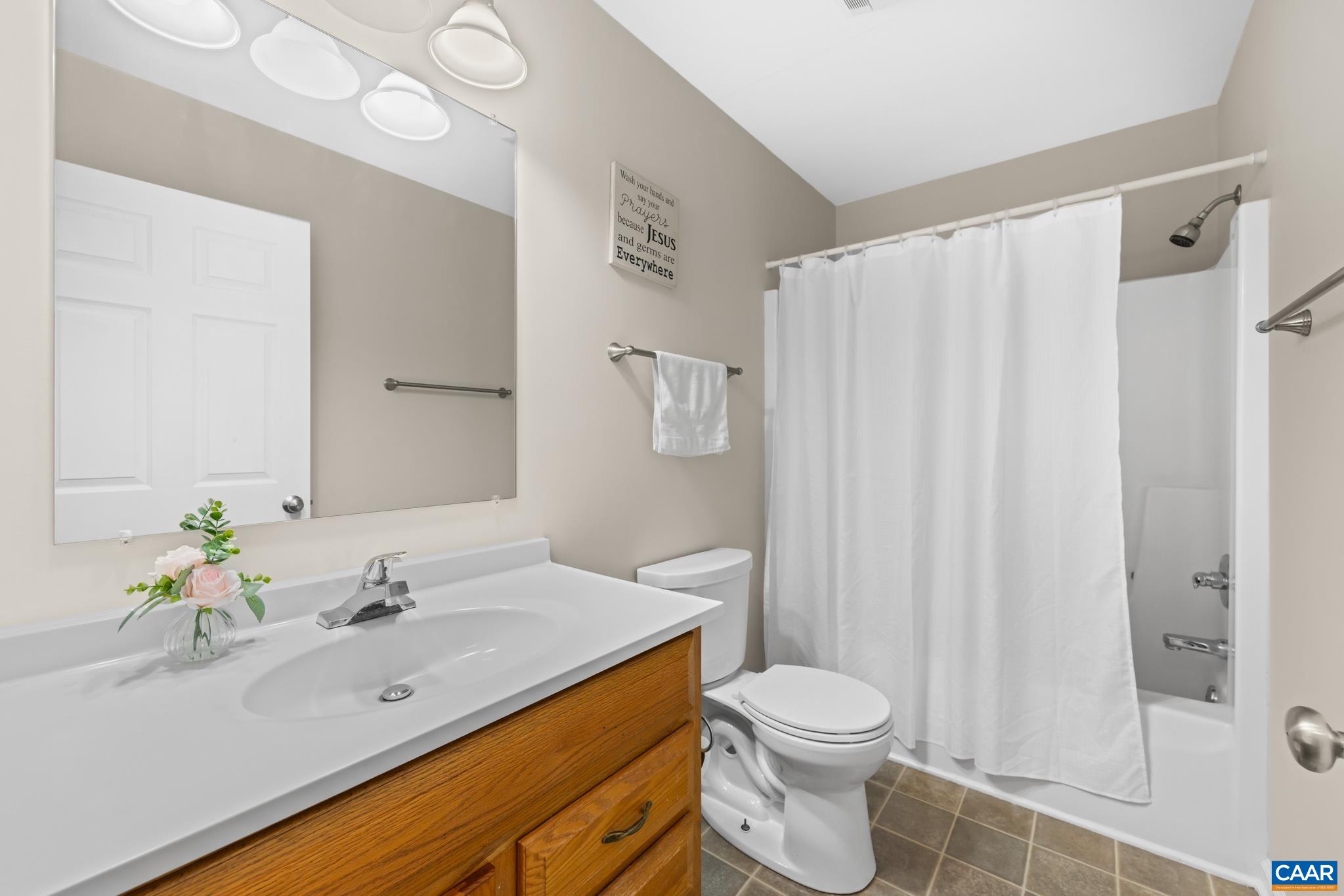 115 WINDSOR PL, BUCKINGHAM, Virginia 23921, 3 Bedrooms Bedrooms, ,2 BathroomsBathrooms,Residential,115 WINDSOR PL,678315 MLS # 678315