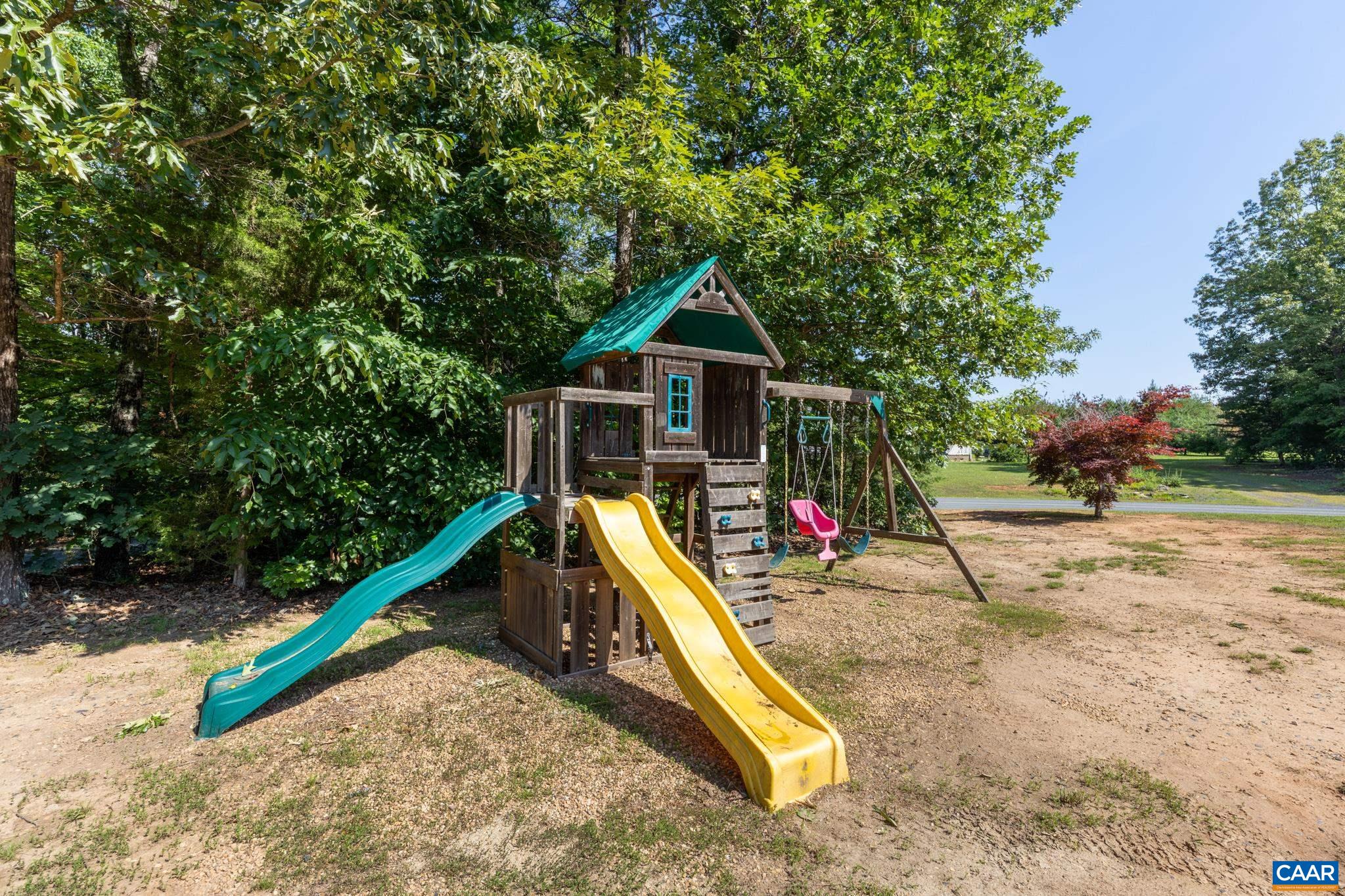 115 WINDSOR PL, BUCKINGHAM, Virginia 23921, 3 Bedrooms Bedrooms, ,2 BathroomsBathrooms,Residential,115 WINDSOR PL,678315 MLS # 678315