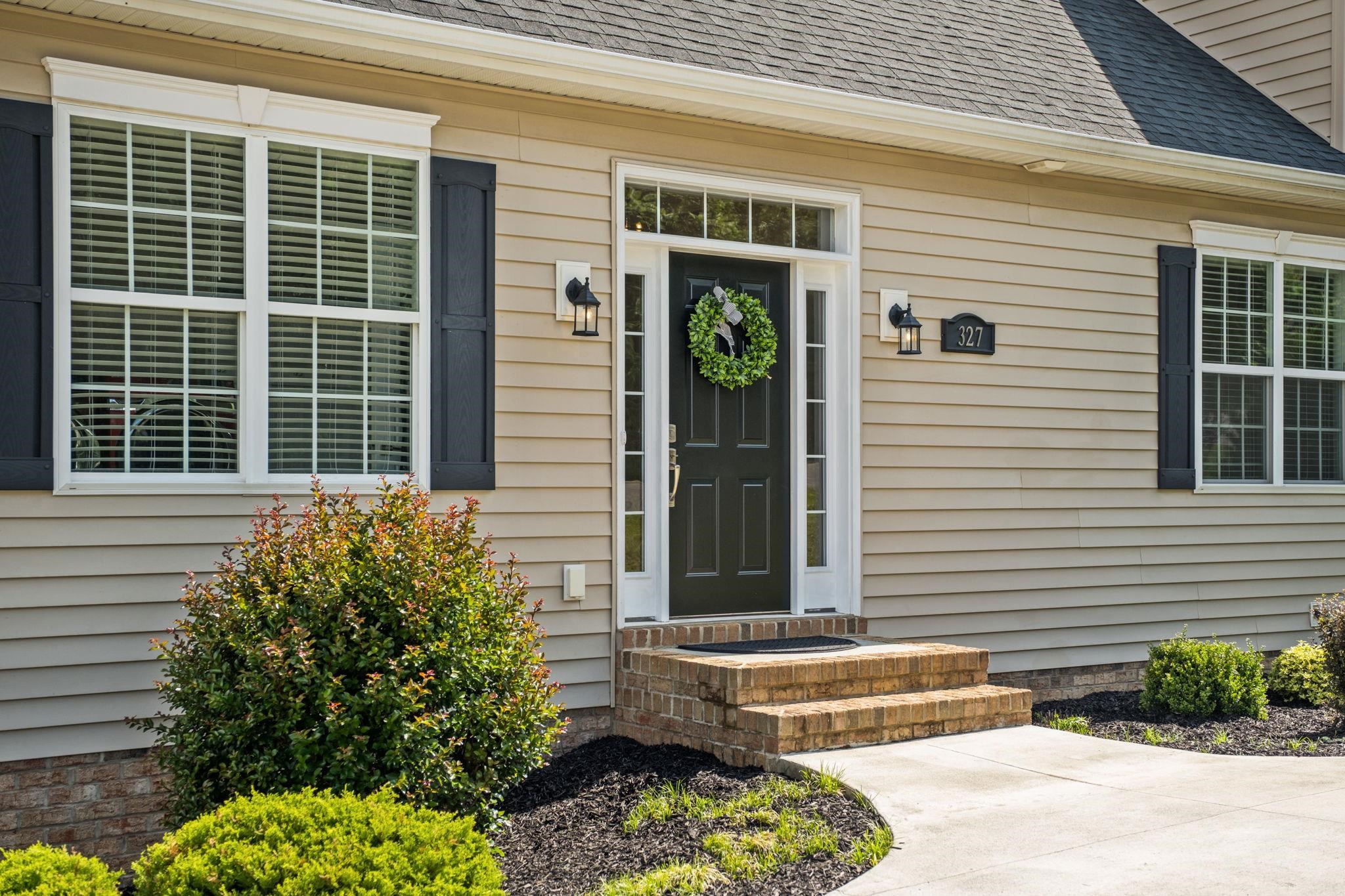 327 BLUE STONE HILLS DR, HARRISONBURG, Virginia 22801, 4 Bedrooms Bedrooms, ,4 BathroomsBathrooms,Residential,327 BLUE STONE HILLS DR,678316 MLS # 678316