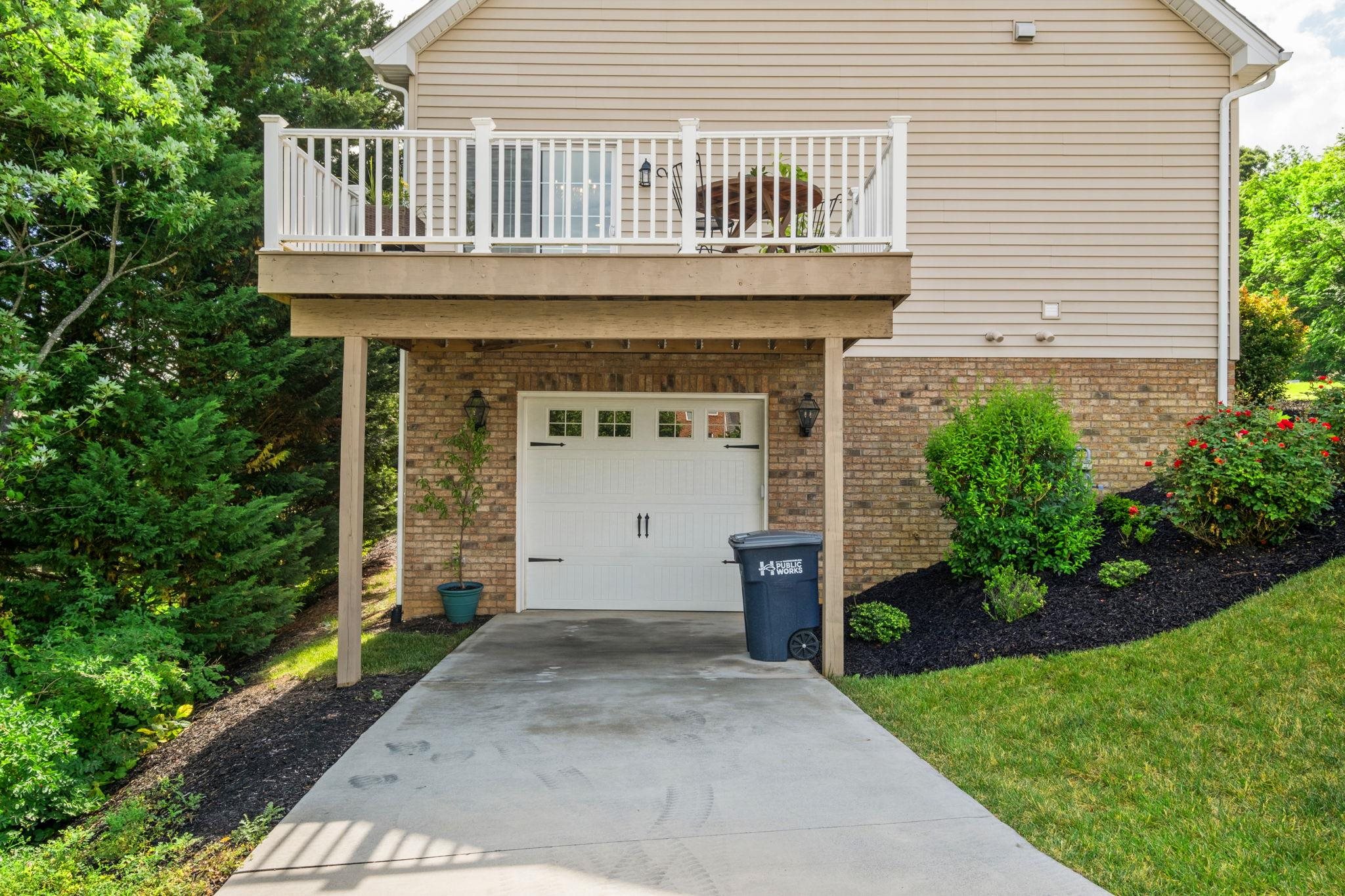 327 BLUE STONE HILLS DR, HARRISONBURG, Virginia 22801, 4 Bedrooms Bedrooms, ,4 BathroomsBathrooms,Residential,327 BLUE STONE HILLS DR,678316 MLS # 678316
