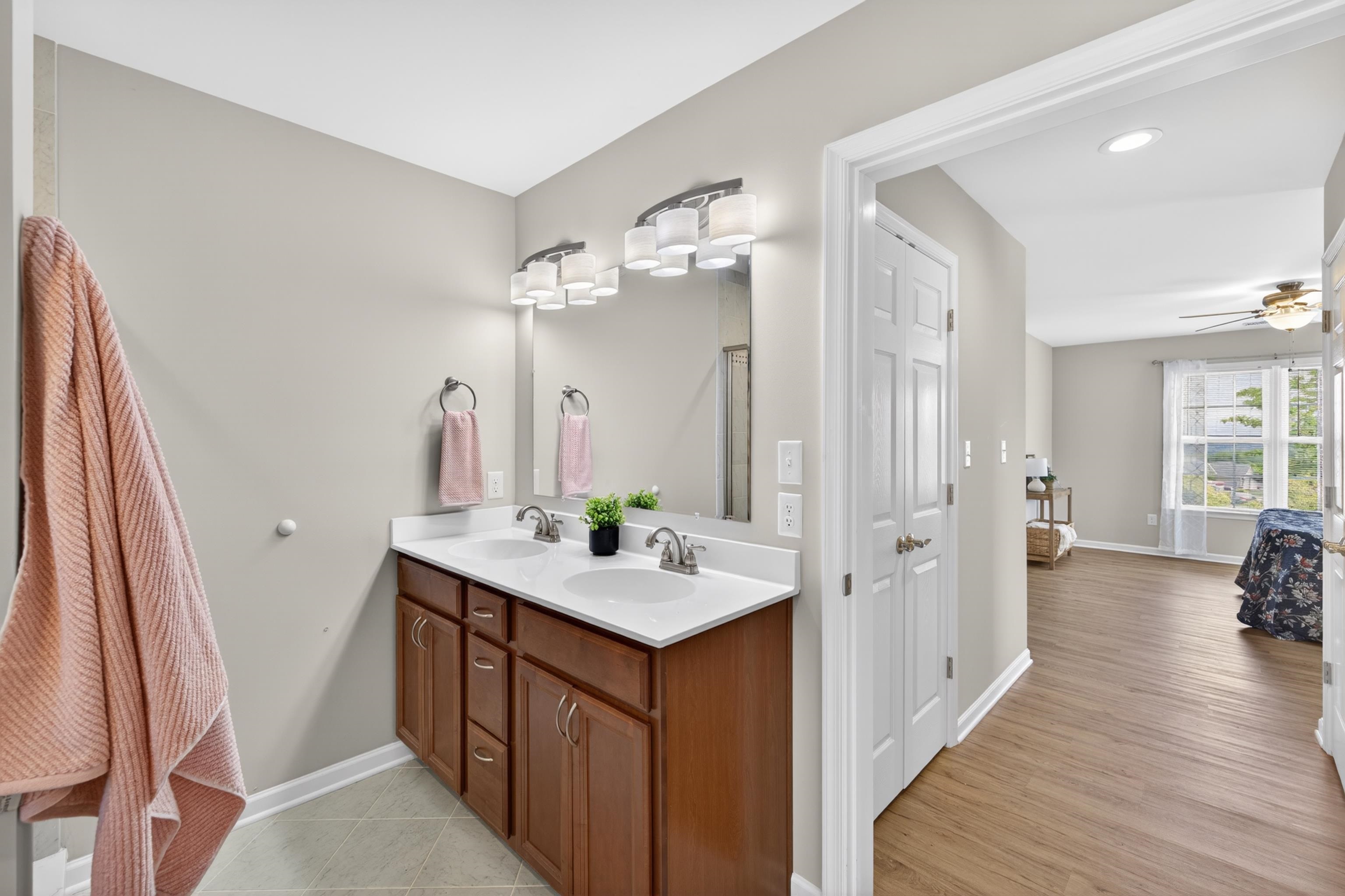 26 OAK VIEW DR, STAUNTON, Virginia 24401, 3 Bedrooms Bedrooms, ,2 BathroomsBathrooms,Residential,26 OAK VIEW DR,678318 MLS # 678318