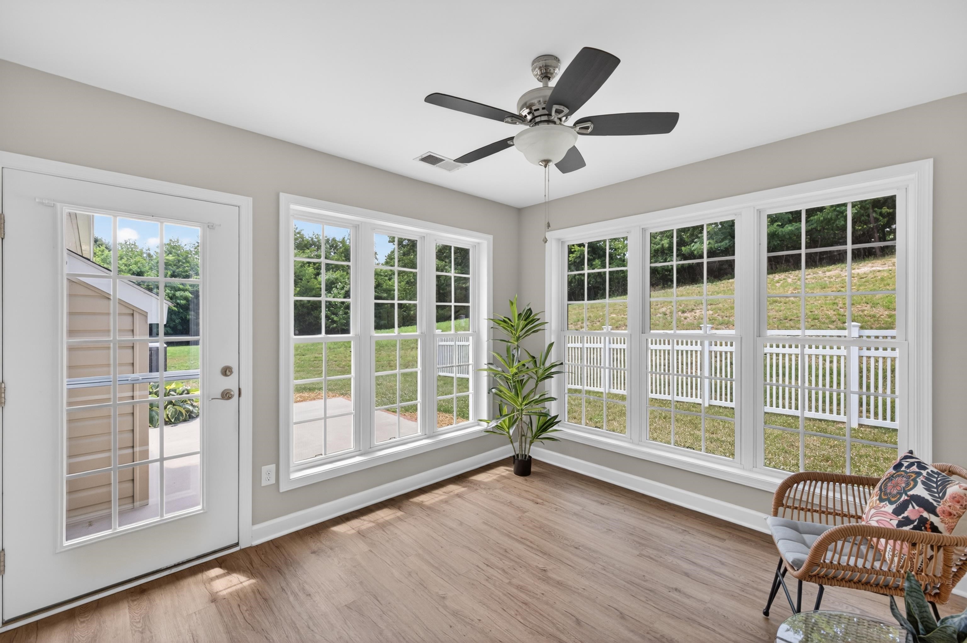 26 OAK VIEW DR, STAUNTON, Virginia 24401, 3 Bedrooms Bedrooms, ,2 BathroomsBathrooms,Residential,26 OAK VIEW DR,678318 MLS # 678318