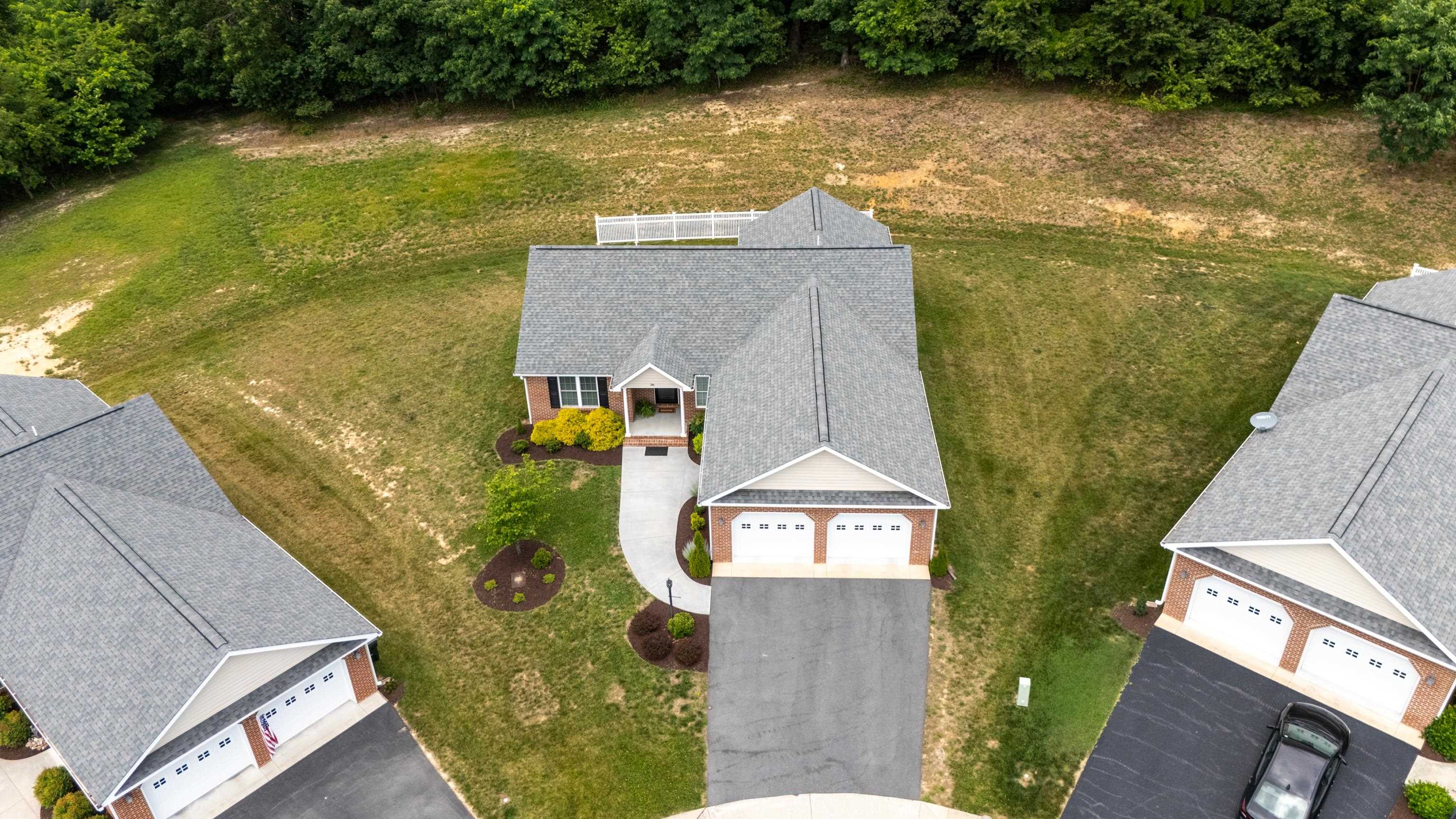 26 OAK VIEW DR, STAUNTON, Virginia 24401, 3 Bedrooms Bedrooms, ,2 BathroomsBathrooms,Residential,26 OAK VIEW DR,678318 MLS # 678318