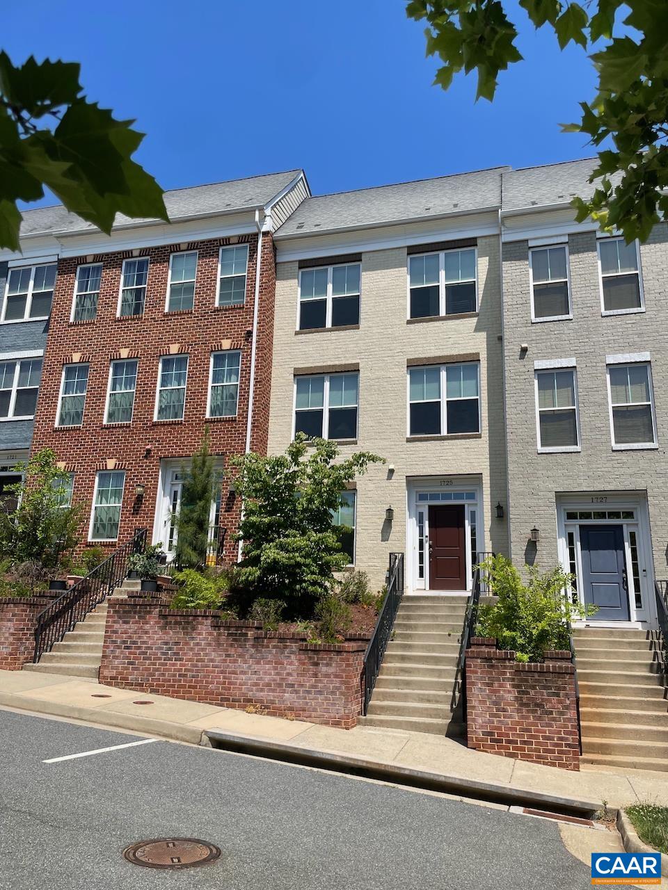 1725 BELVEDERE PL, CHARLOTTESVILLE, Virginia 22901, 3 Bedrooms Bedrooms, ,3 BathroomsBathrooms,Residential,1725 BELVEDERE PL,678319 MLS # 678319 1725 BELVEDERE PL, CHARLOTTESVILLE, Virginia 22901, 3 Bedrooms Bedrooms, ,3 BathroomsBathrooms,Residential,1725 BELVEDERE PL,678319 MLS # 678319