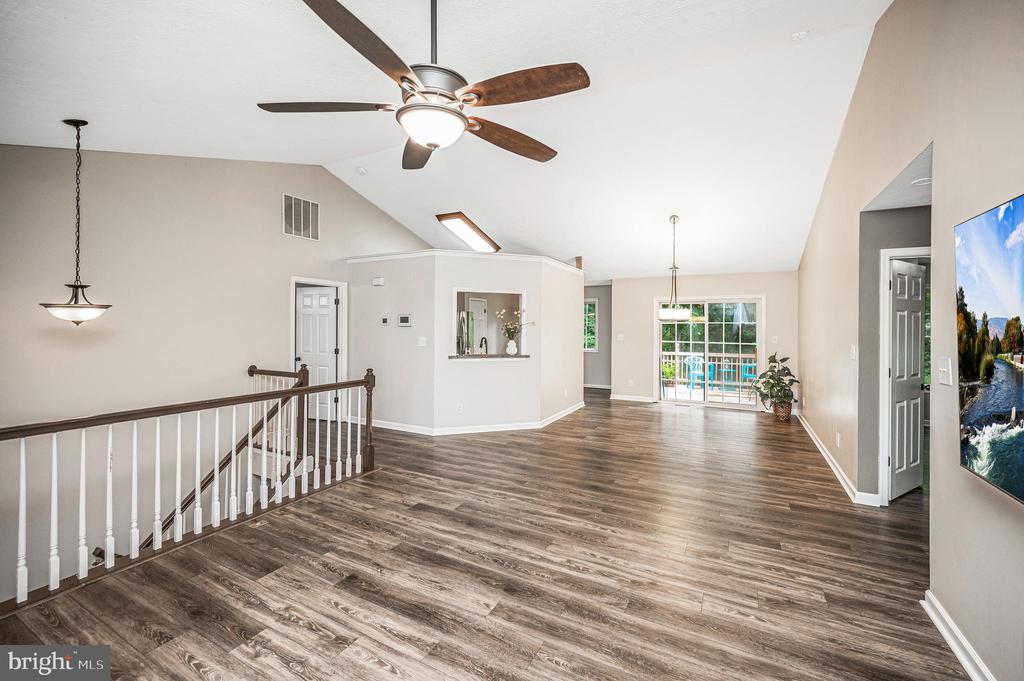 305 BIRDIE RD, LOCUST GROVE, Virginia 22508, 4 Bedrooms Bedrooms, ,3 BathroomsBathrooms,Residential,305 BIRDIE RD,VAOR2013924 MLS # VAOR2013924 305 BIRDIE RD, LOCUST GROVE, Virginia 22508, 4 Bedrooms Bedrooms, ,3 BathroomsBathrooms,Residential,305 BIRDIE RD,VAOR2013924 MLS # VAOR2013924