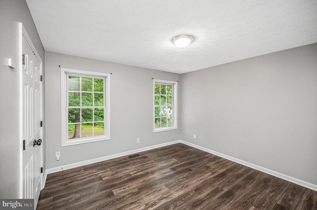 305 BIRDIE RD, LOCUST GROVE, Virginia 22508, 4 Bedrooms Bedrooms, ,3 BathroomsBathrooms,Residential,305 BIRDIE RD,VAOR2013924 MLS # VAOR2013924 305 BIRDIE RD, LOCUST GROVE, Virginia 22508, 4 Bedrooms Bedrooms, ,3 BathroomsBathrooms,Residential,305 BIRDIE RD,VAOR2013924 MLS # VAOR2013924