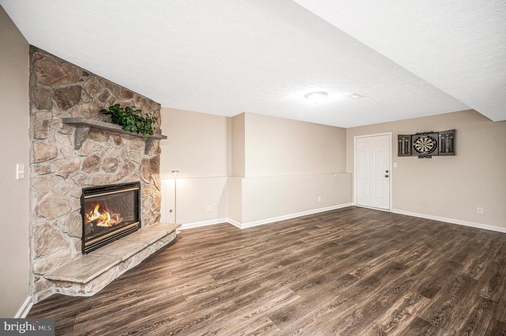 305 BIRDIE RD, LOCUST GROVE, Virginia 22508, 4 Bedrooms Bedrooms, ,3 BathroomsBathrooms,Residential,305 BIRDIE RD,VAOR2013924 MLS # VAOR2013924 305 BIRDIE RD, LOCUST GROVE, Virginia 22508, 4 Bedrooms Bedrooms, ,3 BathroomsBathrooms,Residential,305 BIRDIE RD,VAOR2013924 MLS # VAOR2013924