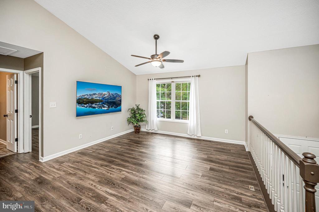 305 BIRDIE RD, LOCUST GROVE, Virginia 22508, 4 Bedrooms Bedrooms, ,3 BathroomsBathrooms,Residential,305 BIRDIE RD,VAOR2013924 MLS # VAOR2013924 305 BIRDIE RD, LOCUST GROVE, Virginia 22508, 4 Bedrooms Bedrooms, ,3 BathroomsBathrooms,Residential,305 BIRDIE RD,VAOR2013924 MLS # VAOR2013924