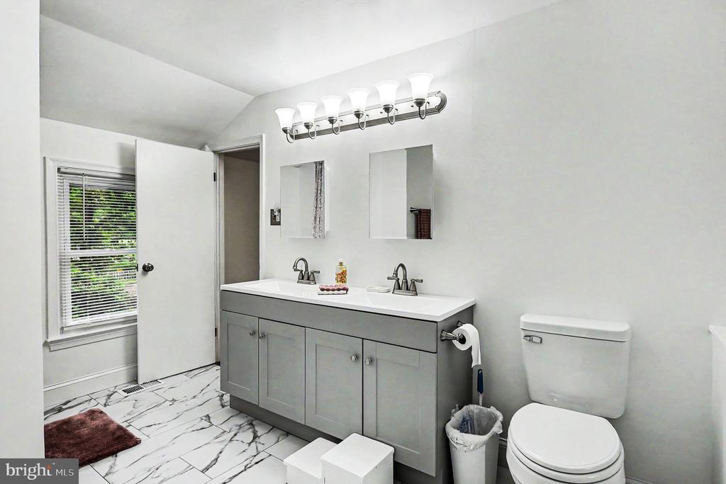 3085 INDIAN RUN RD, AMISSVILLE, Virginia 20106, 3 Bedrooms Bedrooms, ,2 BathroomsBathrooms,Residential,3085 INDIAN RUN RD,VACU2013662 MLS # VACU2013662 3085 INDIAN RUN RD, AMISSVILLE, Virginia 20106, 3 Bedrooms Bedrooms, ,2 BathroomsBathrooms,Residential,3085 INDIAN RUN RD,VACU2013662 MLS # VACU2013662