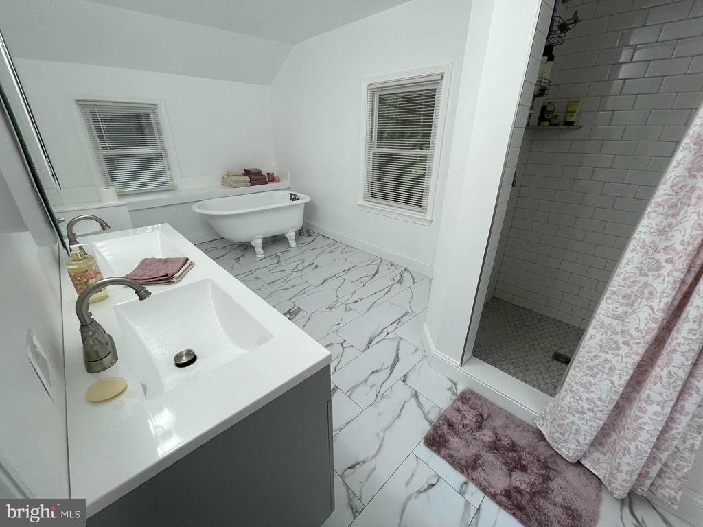 3085 INDIAN RUN RD, AMISSVILLE, Virginia 20106, 3 Bedrooms Bedrooms, ,2 BathroomsBathrooms,Residential,3085 INDIAN RUN RD,VACU2013662 MLS # VACU2013662 3085 INDIAN RUN RD, AMISSVILLE, Virginia 20106, 3 Bedrooms Bedrooms, ,2 BathroomsBathrooms,Residential,3085 INDIAN RUN RD,VACU2013662 MLS # VACU2013662