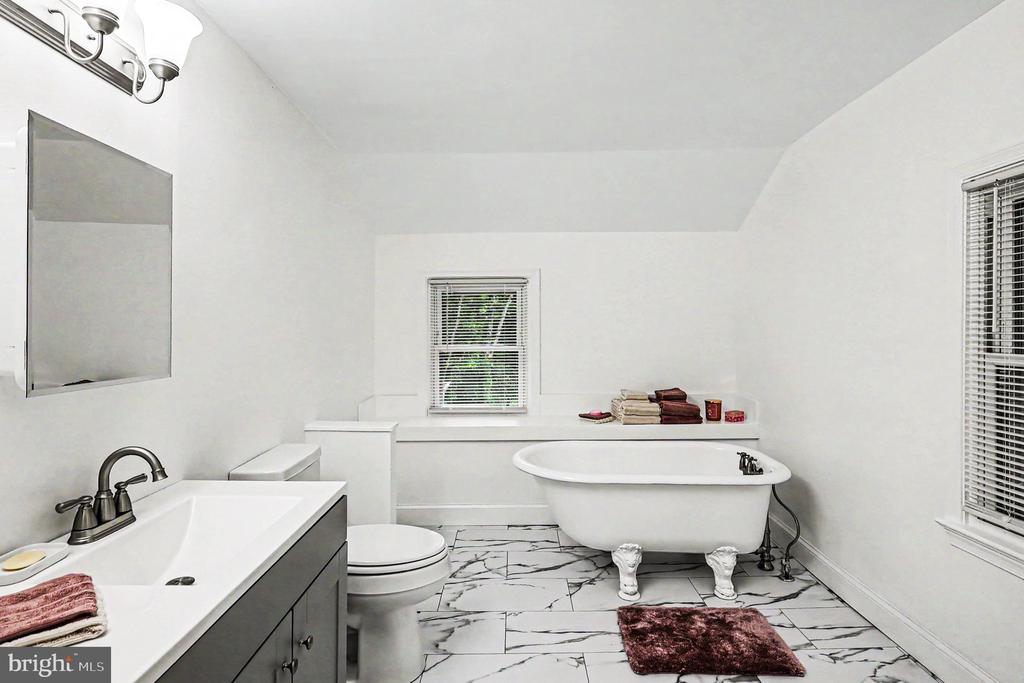 3085 INDIAN RUN RD, AMISSVILLE, Virginia 20106, 3 Bedrooms Bedrooms, ,2 BathroomsBathrooms,Residential,3085 INDIAN RUN RD,VACU2013662 MLS # VACU2013662 3085 INDIAN RUN RD, AMISSVILLE, Virginia 20106, 3 Bedrooms Bedrooms, ,2 BathroomsBathrooms,Residential,3085 INDIAN RUN RD,VACU2013662 MLS # VACU2013662