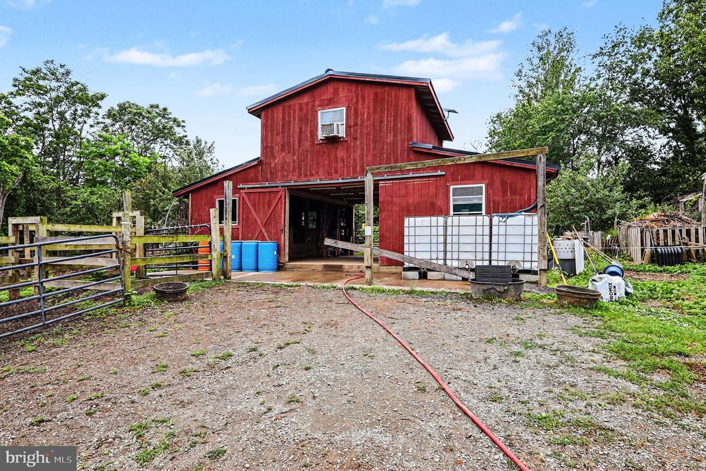 3085 INDIAN RUN RD, AMISSVILLE, Virginia 20106, 3 Bedrooms Bedrooms, ,2 BathroomsBathrooms,Residential,3085 INDIAN RUN RD,VACU2013662 MLS # VACU2013662 3085 INDIAN RUN RD, AMISSVILLE, Virginia 20106, 3 Bedrooms Bedrooms, ,2 BathroomsBathrooms,Residential,3085 INDIAN RUN RD,VACU2013662 MLS # VACU2013662
