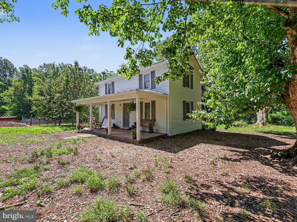 3085 INDIAN RUN RD, AMISSVILLE, Virginia 20106, 3 Bedrooms Bedrooms, ,2 BathroomsBathrooms,Residential,3085 INDIAN RUN RD,VACU2013662 MLS # VACU2013662 3085 INDIAN RUN RD, AMISSVILLE, Virginia 20106, 3 Bedrooms Bedrooms, ,2 BathroomsBathrooms,Residential,3085 INDIAN RUN RD,VACU2013662 MLS # VACU2013662