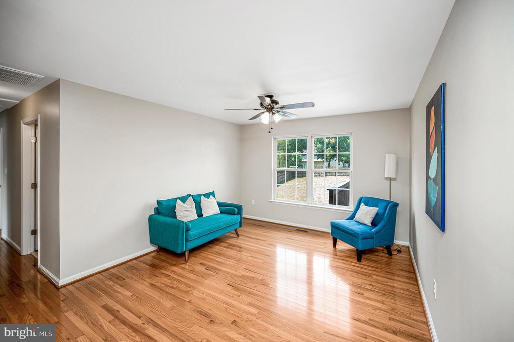 5706 E POINT CIR, SPOTSYLVANIA, Virginia 22551, 4 Bedrooms Bedrooms, ,2 BathroomsBathrooms,Residential,5706 E POINT CIR,VASP2042162 MLS # VASP2042162 5706 E POINT CIR, SPOTSYLVANIA, Virginia 22551, 4 Bedrooms Bedrooms, ,2 BathroomsBathrooms,Residential,5706 E POINT CIR,VASP2042162 MLS # VASP2042162