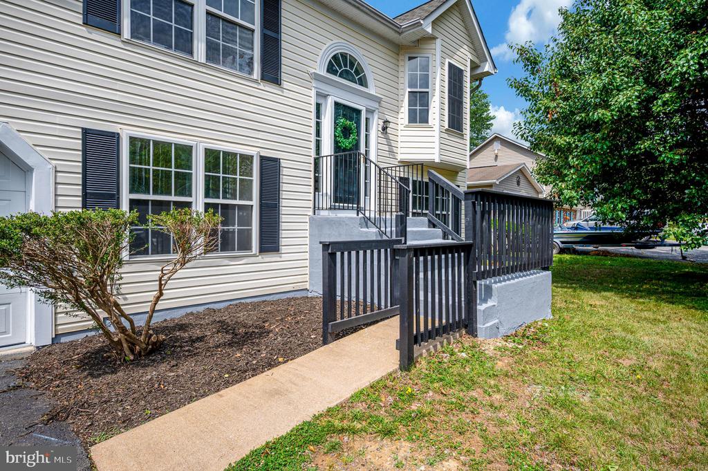 5706 E POINT CIR, SPOTSYLVANIA, Virginia 22551, 4 Bedrooms Bedrooms, ,2 BathroomsBathrooms,Residential,5706 E POINT CIR,VASP2042162 MLS # VASP2042162 5706 E POINT CIR, SPOTSYLVANIA, Virginia 22551, 4 Bedrooms Bedrooms, ,2 BathroomsBathrooms,Residential,5706 E POINT CIR,VASP2042162 MLS # VASP2042162