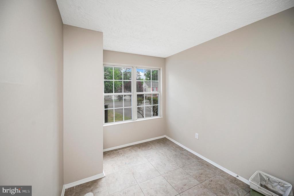5706 E POINT CIR, SPOTSYLVANIA, Virginia 22551, 4 Bedrooms Bedrooms, ,2 BathroomsBathrooms,Residential,5706 E POINT CIR,VASP2042162 MLS # VASP2042162 5706 E POINT CIR, SPOTSYLVANIA, Virginia 22551, 4 Bedrooms Bedrooms, ,2 BathroomsBathrooms,Residential,5706 E POINT CIR,VASP2042162 MLS # VASP2042162