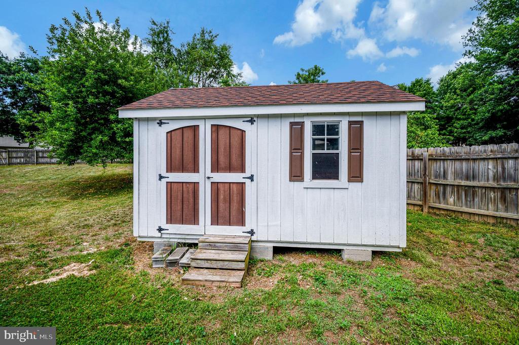 5706 E POINT CIR, SPOTSYLVANIA, Virginia 22551, 4 Bedrooms Bedrooms, ,2 BathroomsBathrooms,Residential,5706 E POINT CIR,VASP2042162 MLS # VASP2042162 5706 E POINT CIR, SPOTSYLVANIA, Virginia 22551, 4 Bedrooms Bedrooms, ,2 BathroomsBathrooms,Residential,5706 E POINT CIR,VASP2042162 MLS # VASP2042162
