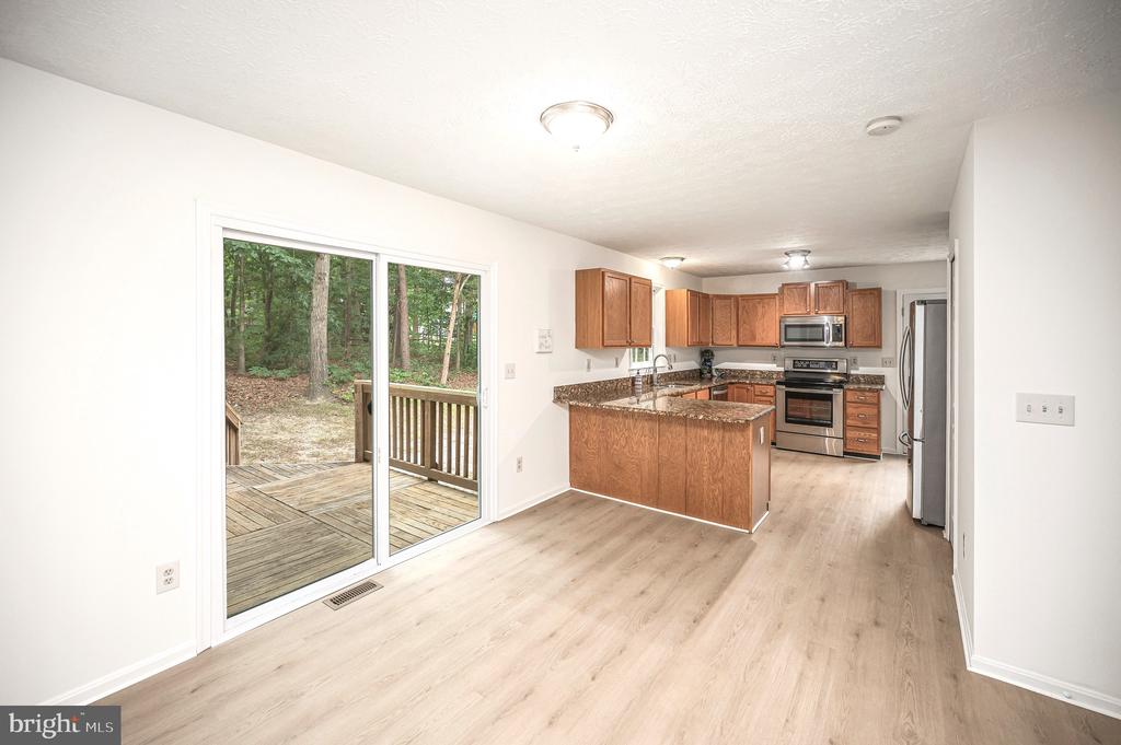 7301 SUNSET RIDGE CT, FREDERICKSBURG, Virginia 22407, 3 Bedrooms Bedrooms, ,2 BathroomsBathrooms,Residential,7301 SUNSET RIDGE CT,VASP2042636 MLS # VASP2042636