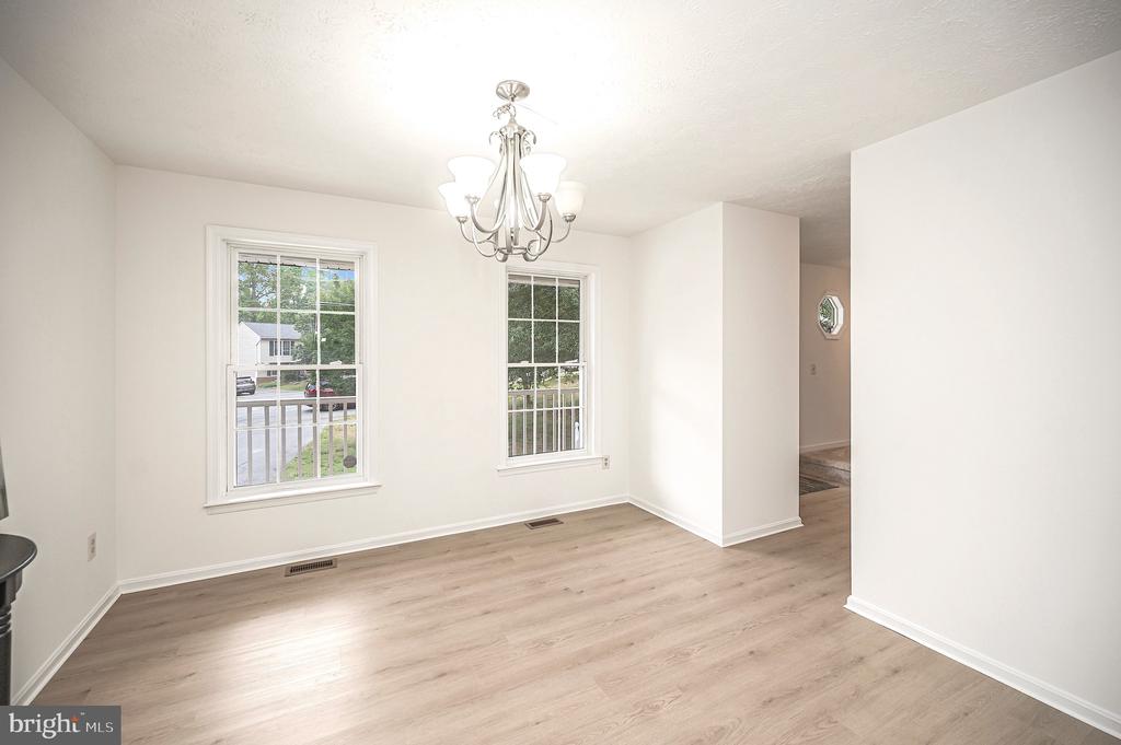 7301 SUNSET RIDGE CT, FREDERICKSBURG, Virginia 22407, 3 Bedrooms Bedrooms, ,2 BathroomsBathrooms,Residential,7301 SUNSET RIDGE CT,VASP2042636 MLS # VASP2042636
