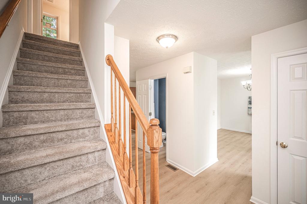 7301 SUNSET RIDGE CT, FREDERICKSBURG, Virginia 22407, 3 Bedrooms Bedrooms, ,2 BathroomsBathrooms,Residential,7301 SUNSET RIDGE CT,VASP2042636 MLS # VASP2042636