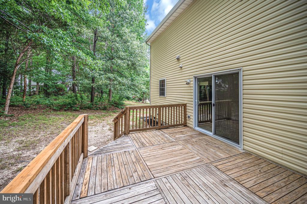 7301 SUNSET RIDGE CT, FREDERICKSBURG, Virginia 22407, 3 Bedrooms Bedrooms, ,2 BathroomsBathrooms,Residential,7301 SUNSET RIDGE CT,VASP2042636 MLS # VASP2042636