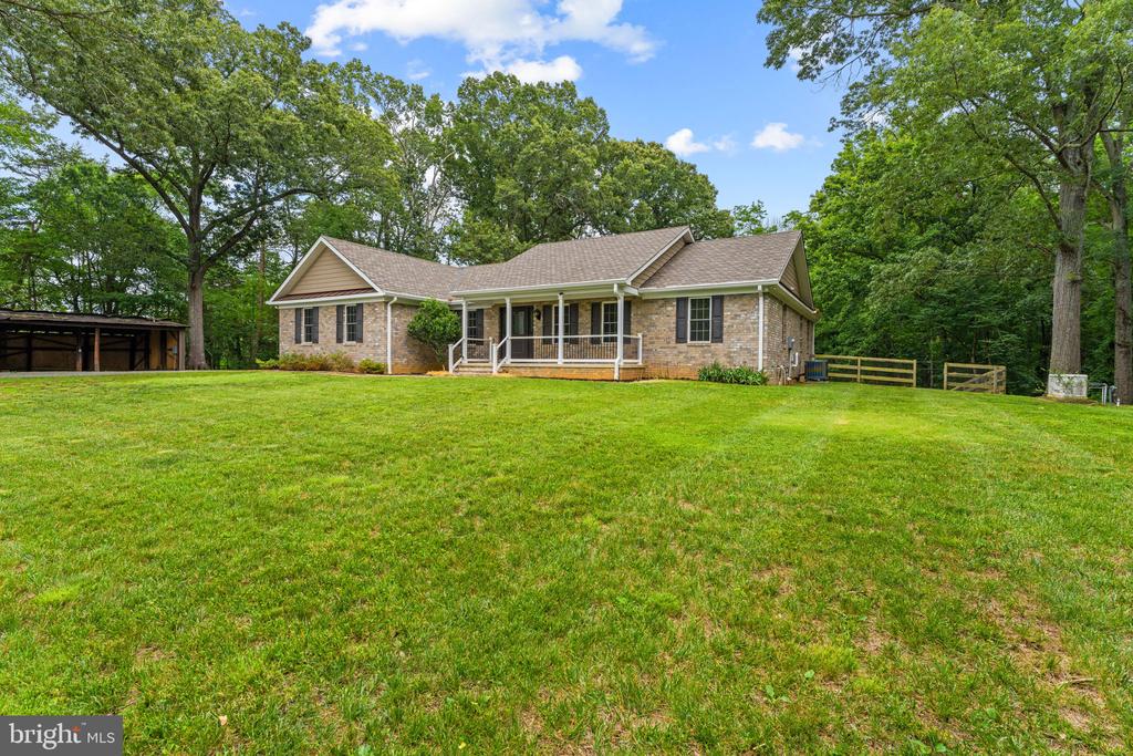 9711 CLARKES RD, BEALETON, Virginia 22712, 4 Bedrooms Bedrooms, ,4 BathroomsBathrooms,Residential,9711 CLARKES RD,VAFQ2022418 MLS # VAFQ2022418 9711 CLARKES RD, BEALETON, Virginia 22712, 4 Bedrooms Bedrooms, ,4 BathroomsBathrooms,Residential,9711 CLARKES RD,VAFQ2022418 MLS # VAFQ2022418
