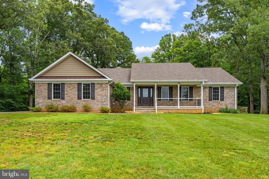 9711 CLARKES RD, BEALETON, Virginia 22712, 4 Bedrooms Bedrooms, ,4 BathroomsBathrooms,Residential,9711 CLARKES RD,VAFQ2022418 MLS # VAFQ2022418 9711 CLARKES RD, BEALETON, Virginia 22712, 4 Bedrooms Bedrooms, ,4 BathroomsBathrooms,Residential,9711 CLARKES RD,VAFQ2022418 MLS # VAFQ2022418