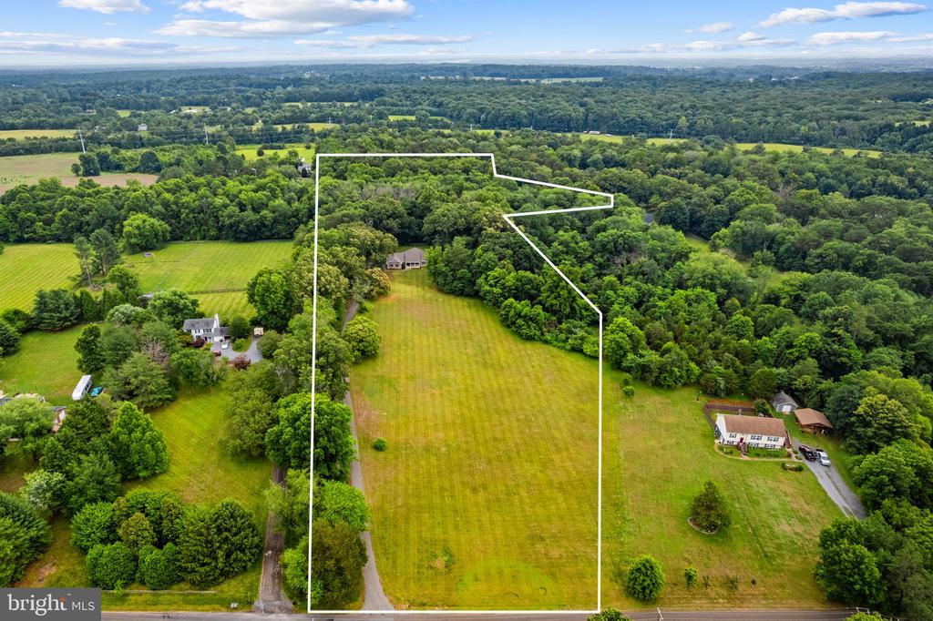 9711 CLARKES RD, BEALETON, Virginia 22712, 4 Bedrooms Bedrooms, ,4 BathroomsBathrooms,Residential,9711 CLARKES RD,VAFQ2022418 MLS # VAFQ2022418 9711 CLARKES RD, BEALETON, Virginia 22712, 4 Bedrooms Bedrooms, ,4 BathroomsBathrooms,Residential,9711 CLARKES RD,VAFQ2022418 MLS # VAFQ2022418