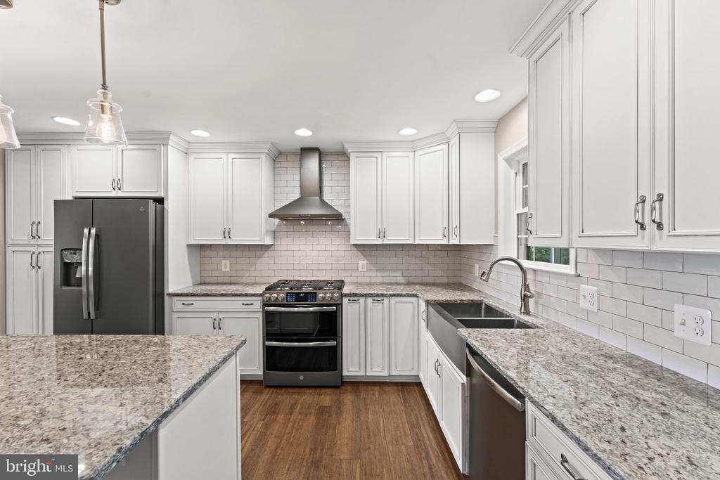 9711 CLARKES RD, BEALETON, Virginia 22712, 4 Bedrooms Bedrooms, ,4 BathroomsBathrooms,Residential,9711 CLARKES RD,VAFQ2022418 MLS # VAFQ2022418 9711 CLARKES RD, BEALETON, Virginia 22712, 4 Bedrooms Bedrooms, ,4 BathroomsBathrooms,Residential,9711 CLARKES RD,VAFQ2022418 MLS # VAFQ2022418