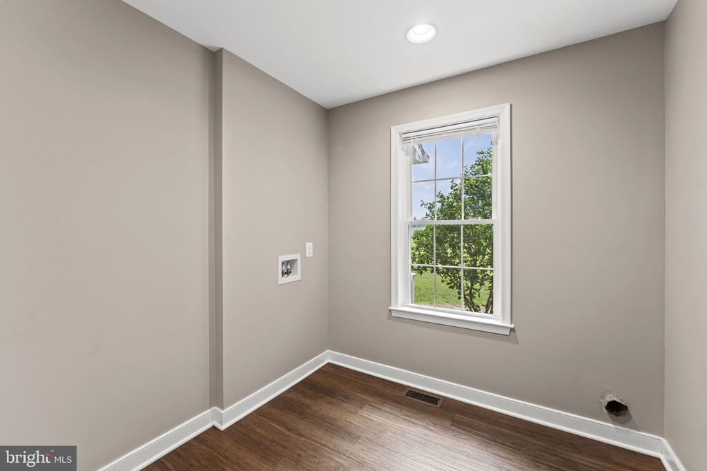 9711 CLARKES RD, BEALETON, Virginia 22712, 4 Bedrooms Bedrooms, ,4 BathroomsBathrooms,Residential,9711 CLARKES RD,VAFQ2022418 MLS # VAFQ2022418 9711 CLARKES RD, BEALETON, Virginia 22712, 4 Bedrooms Bedrooms, ,4 BathroomsBathrooms,Residential,9711 CLARKES RD,VAFQ2022418 MLS # VAFQ2022418
